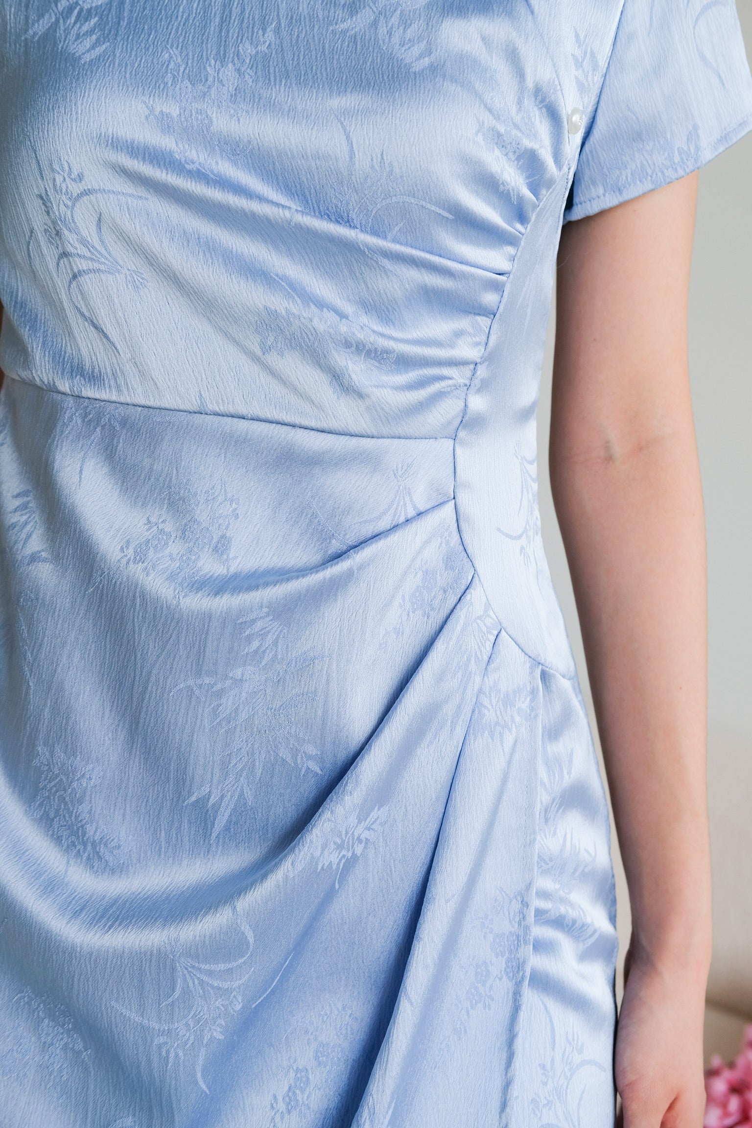 Le Yan Midi Cheongsam (Pastel Blue)