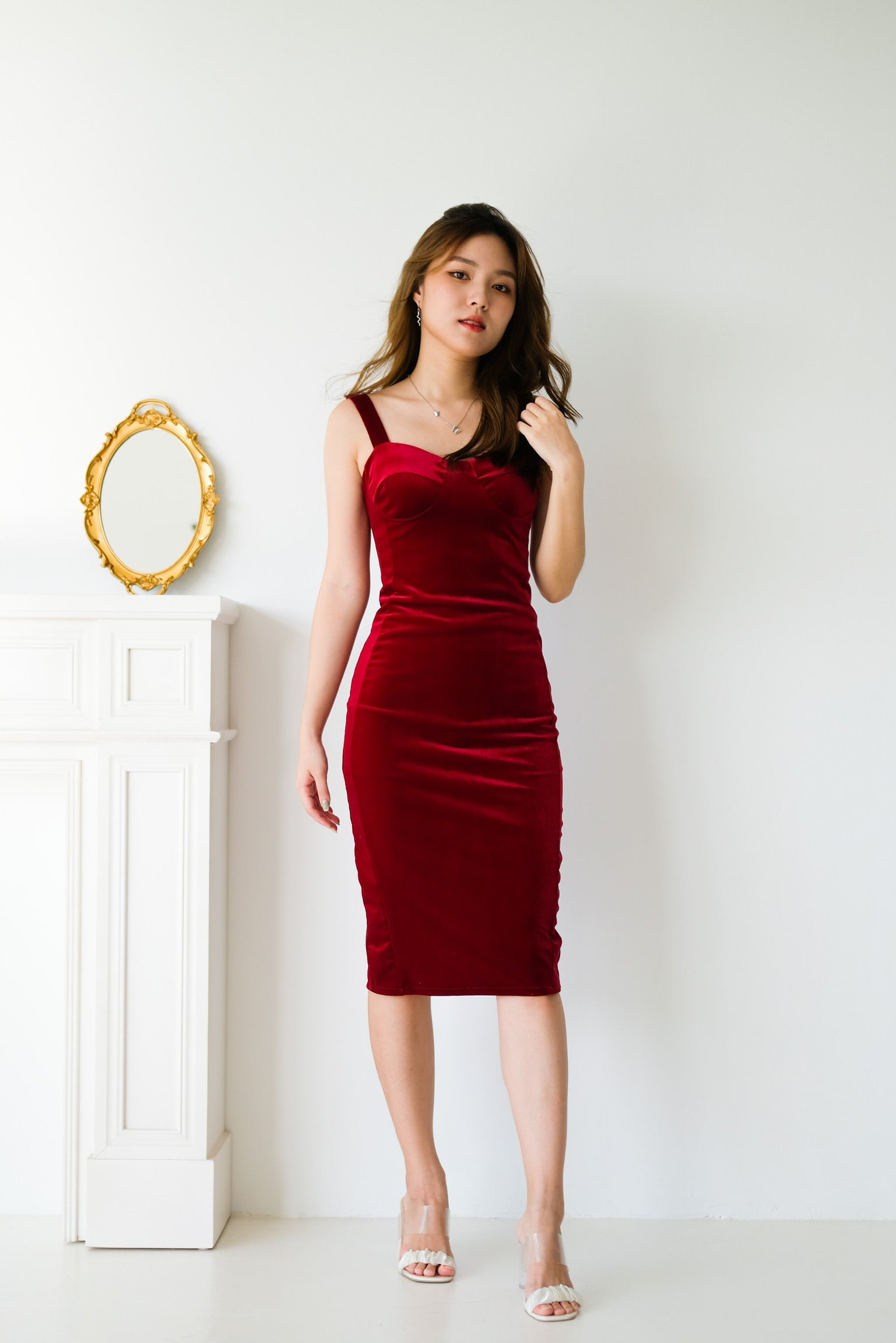 Adele Sweetheart Velvet Dress (Wine)