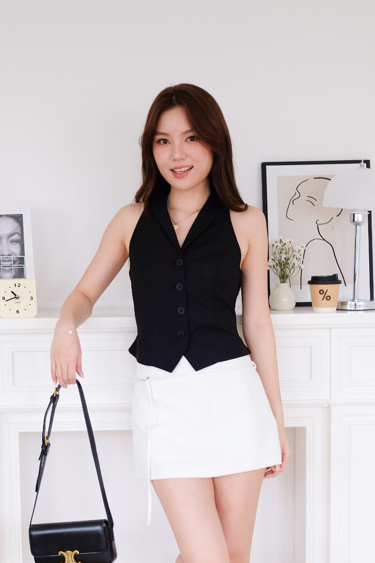 Selene Crop Vest Top (Black)