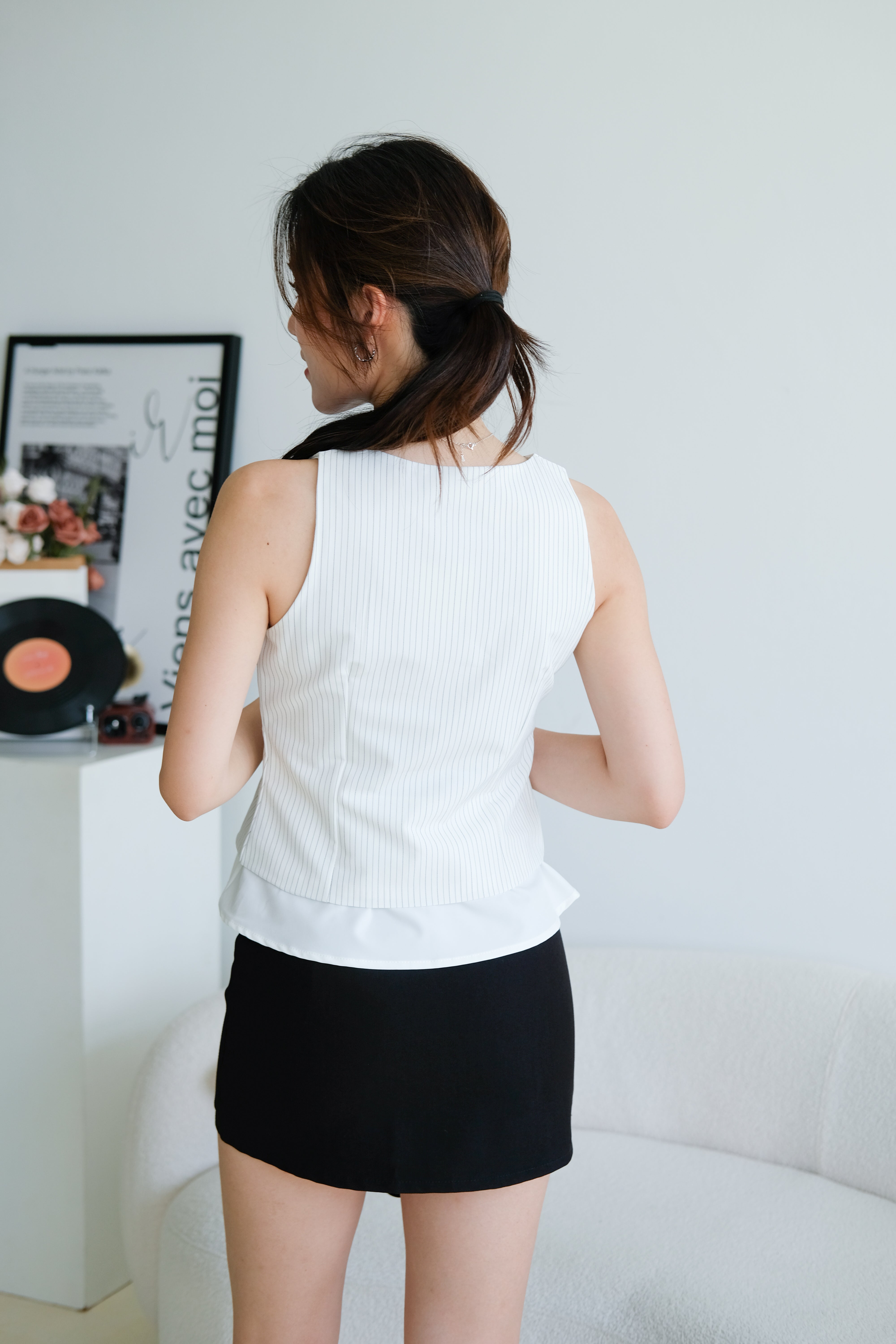 Veen Pinstripe Contrast Vest Top (White)
