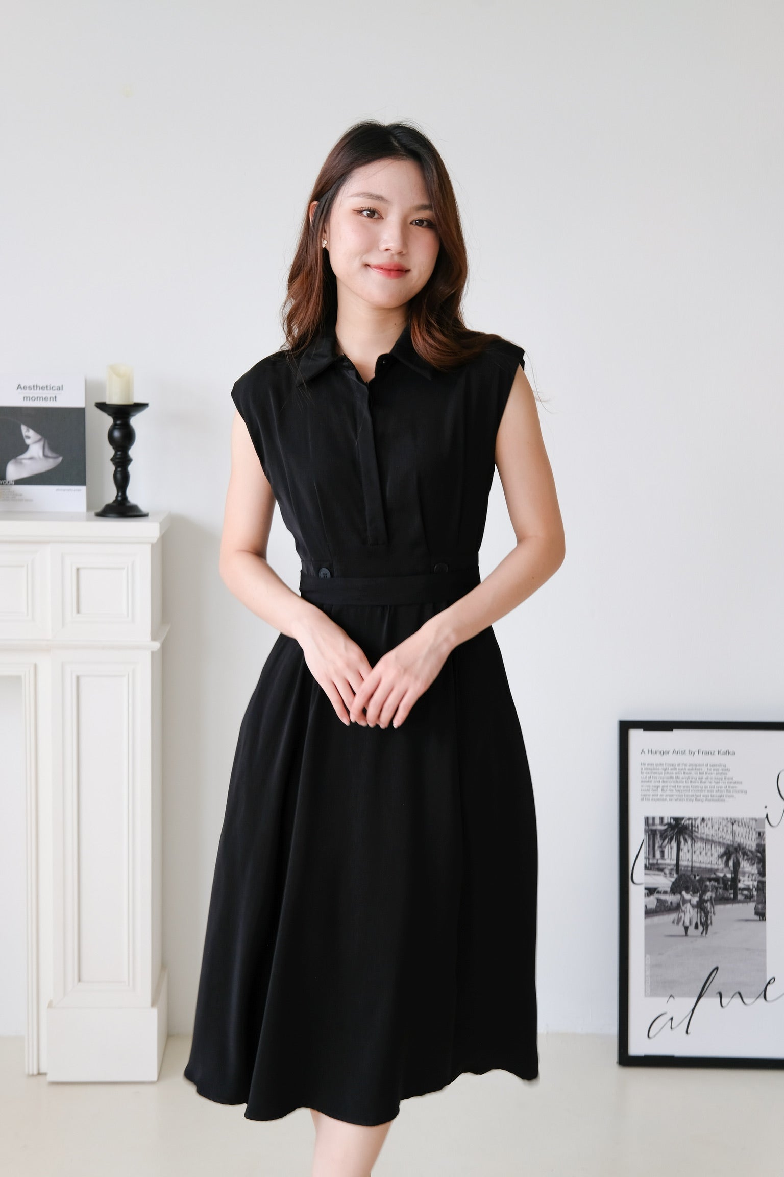 Reina Collared Midaxi Dress (Black)