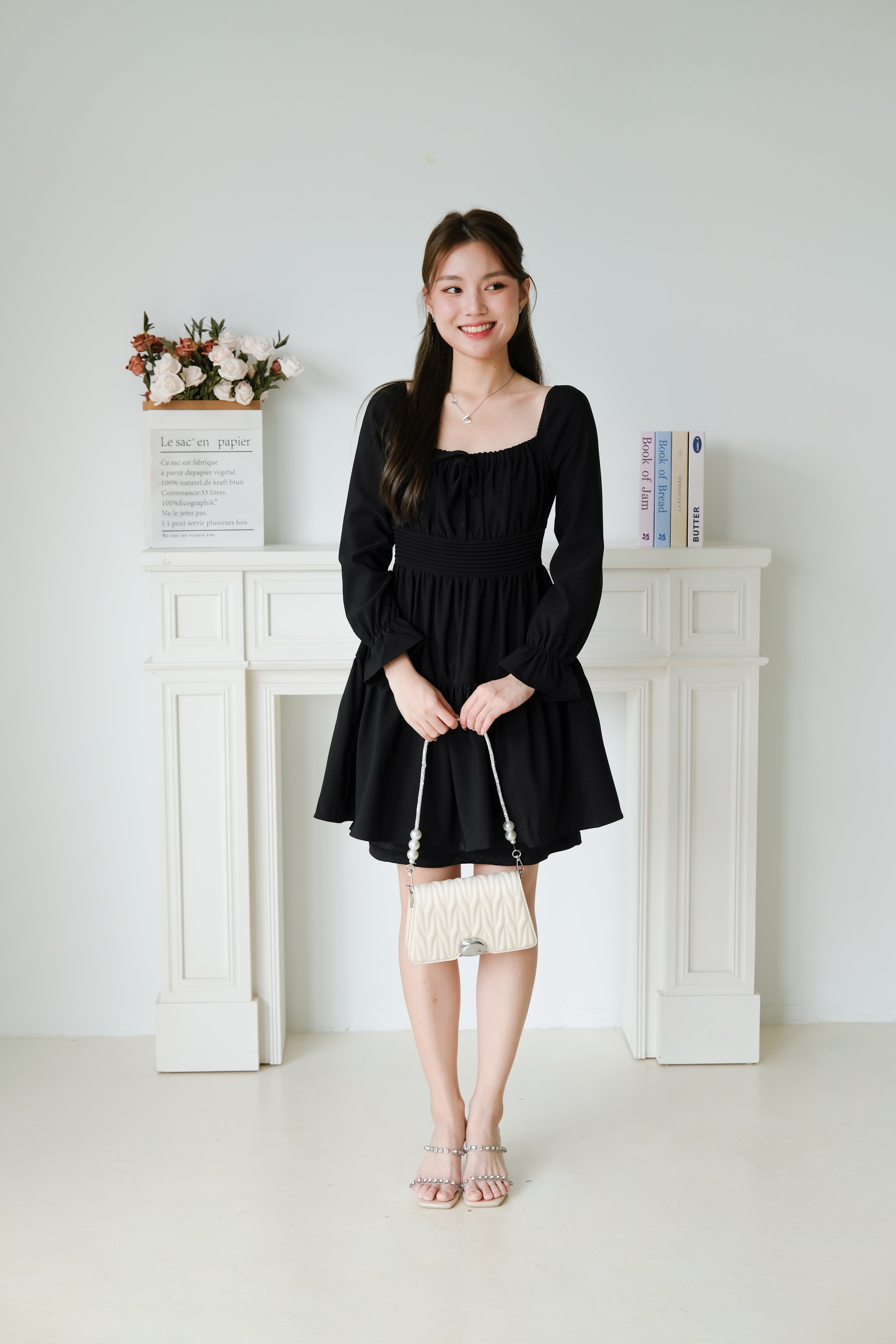 Destiny Ruched Long Sleeves Dress (Black)