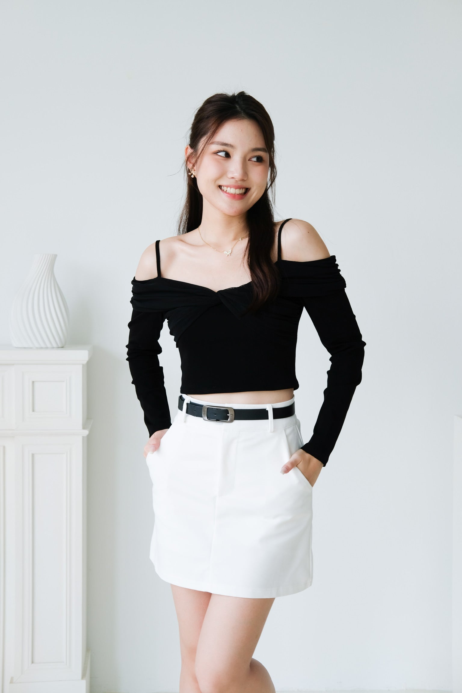 Elora Twist Long Sleeves Top (Black)