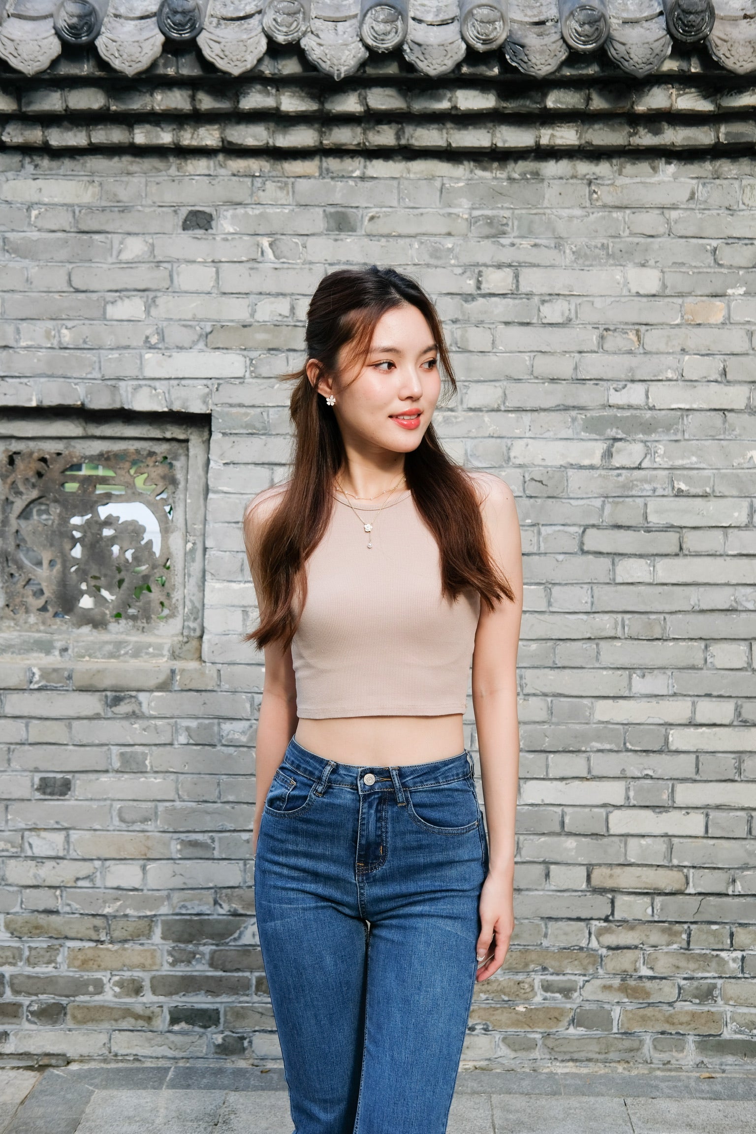 June Basic Halter Crop (Nude)