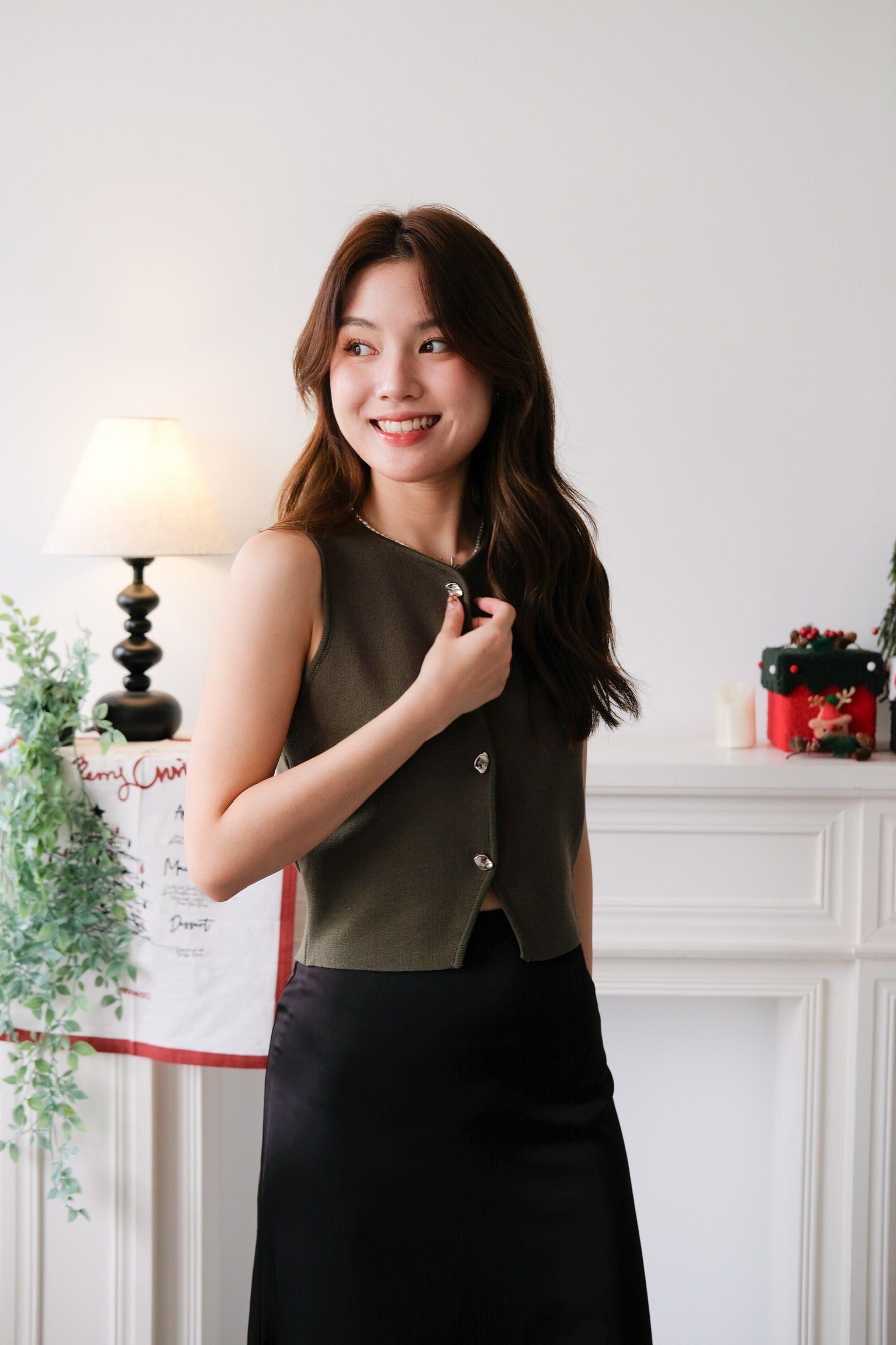 Zola Button Vest Top (Olive Green)