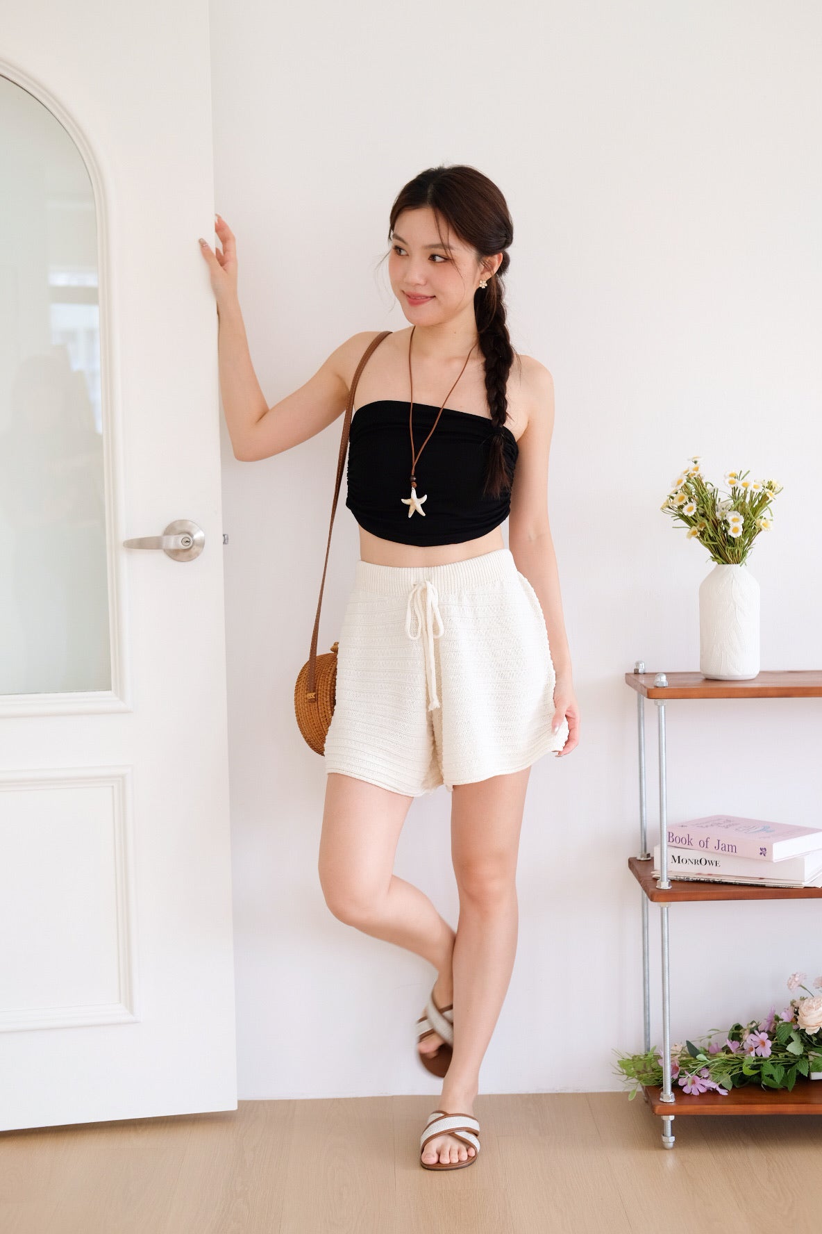 Nic Drawstring Textured Knit Shorts (Cream)