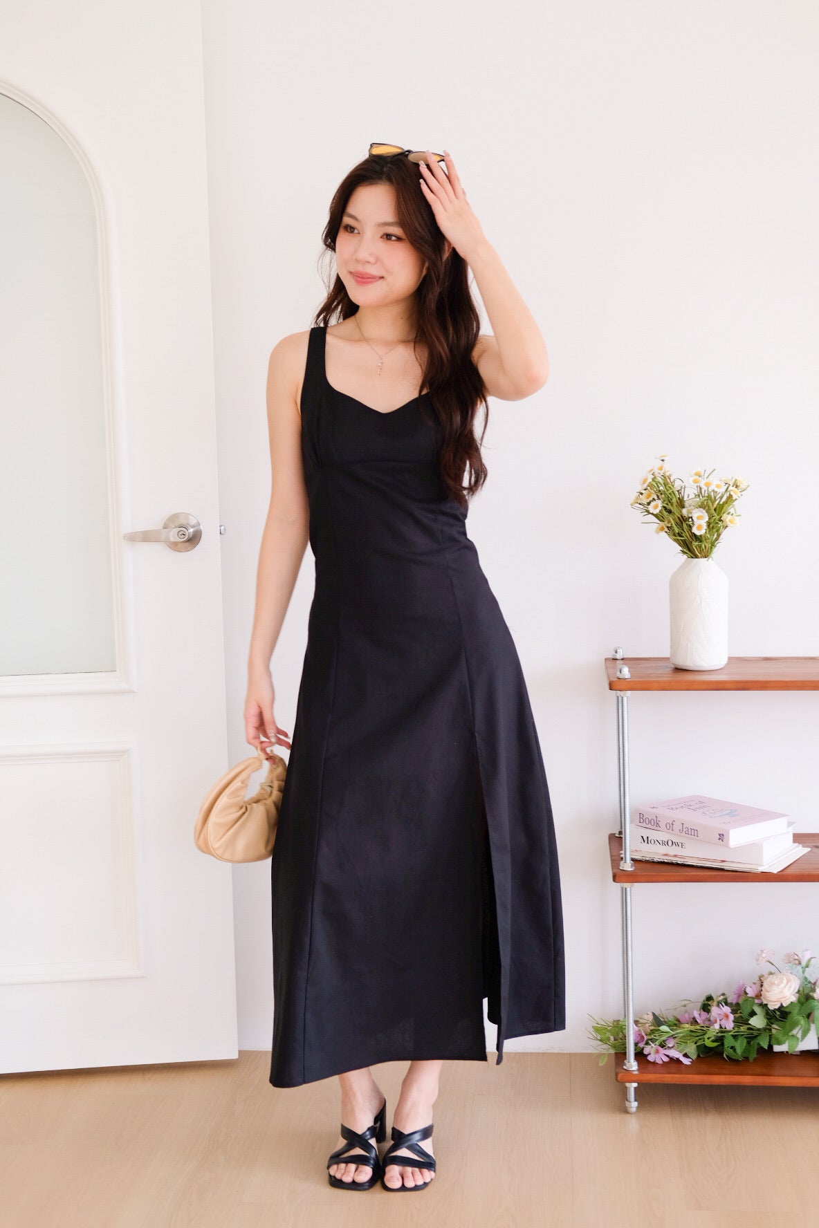 Clover Linen Slit Dress (Black)