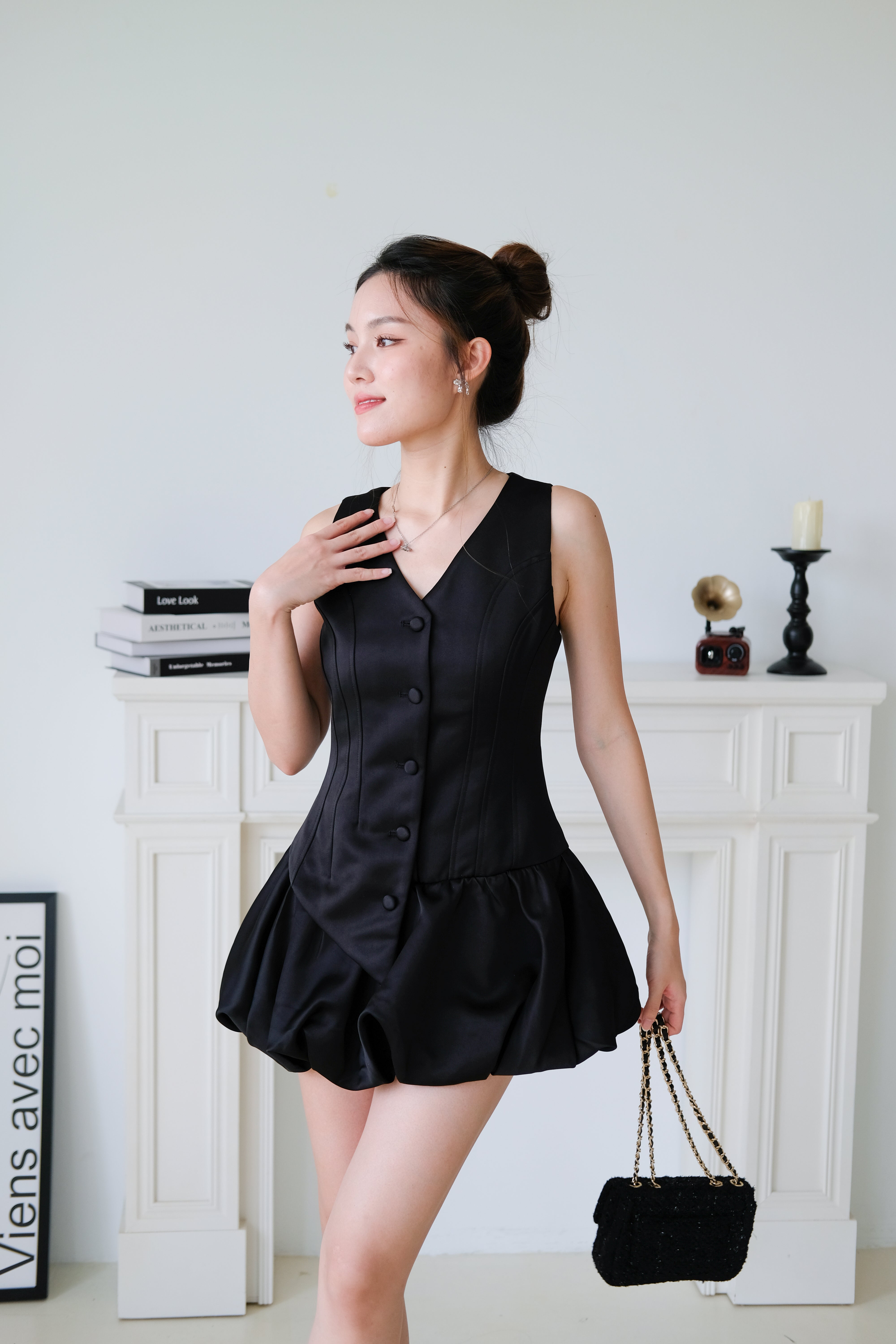 Elise Sculpted Bubble Dress (Black)