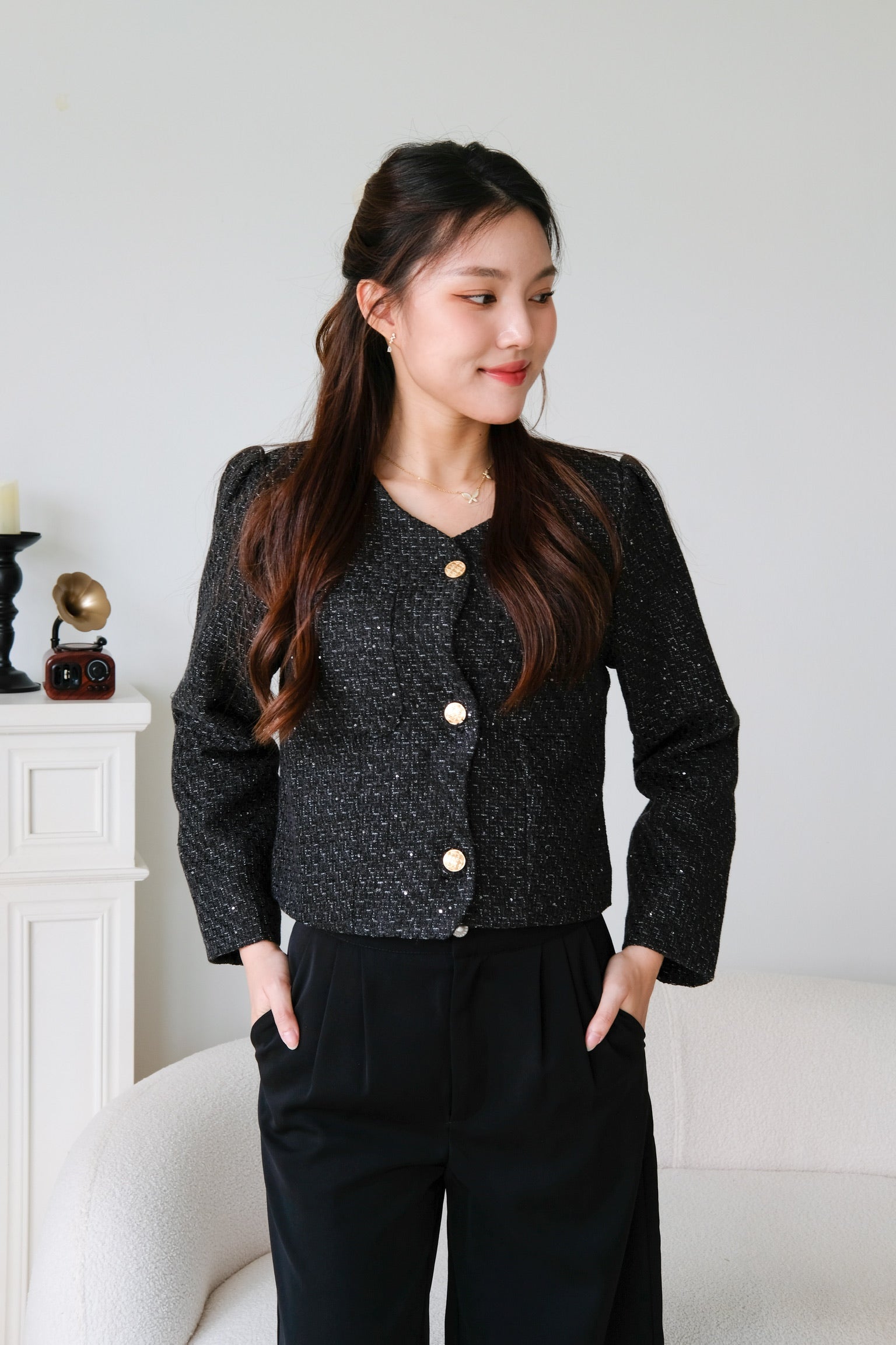 Jennie Wavy Tweed Outerwear (Black)