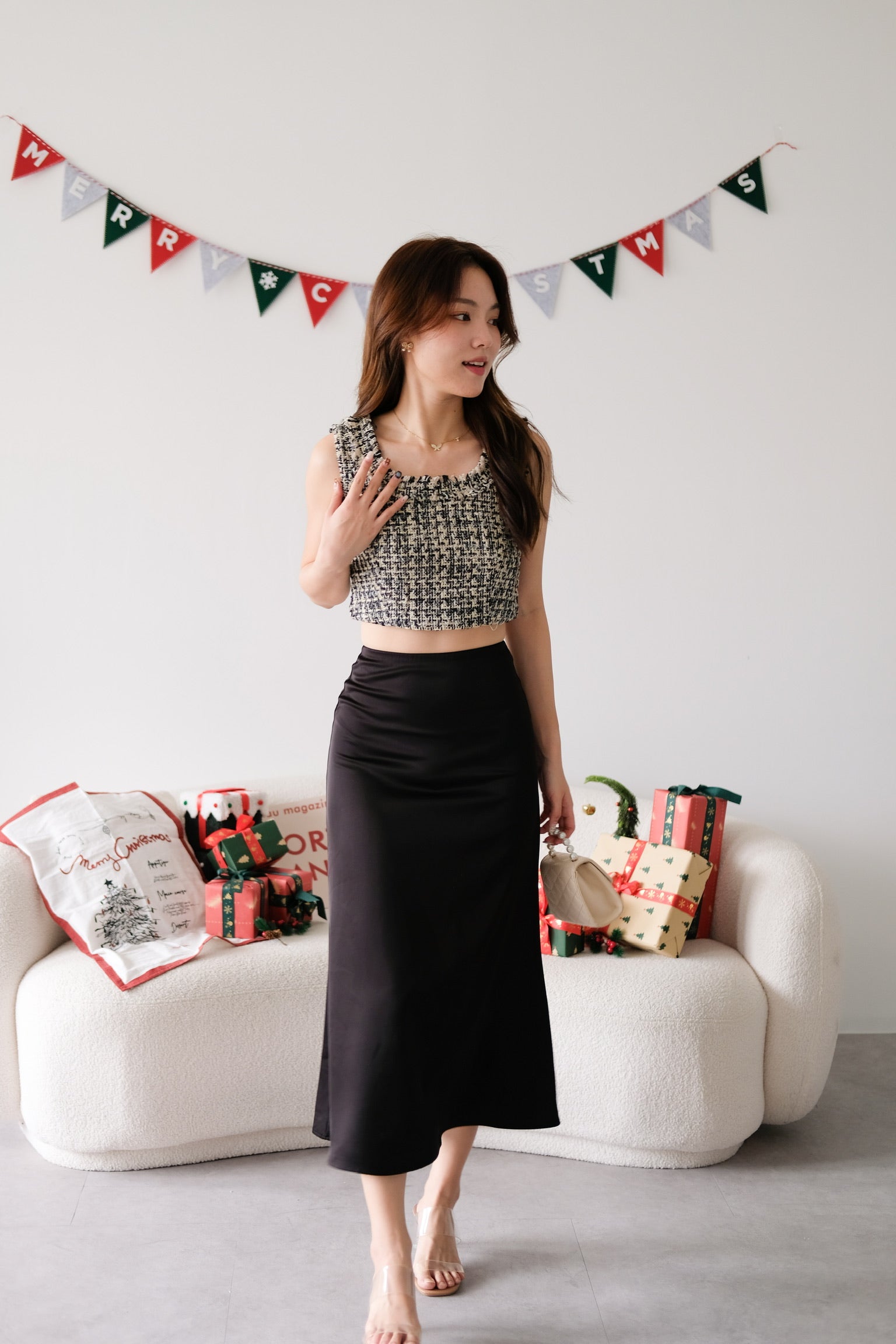 Mirea Frills Tweed Crop Top (Black)