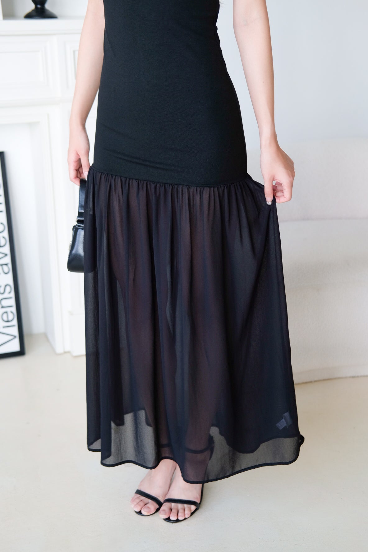 Kim Twist Off Shoulder Bodycon Maxi Dress (Black)