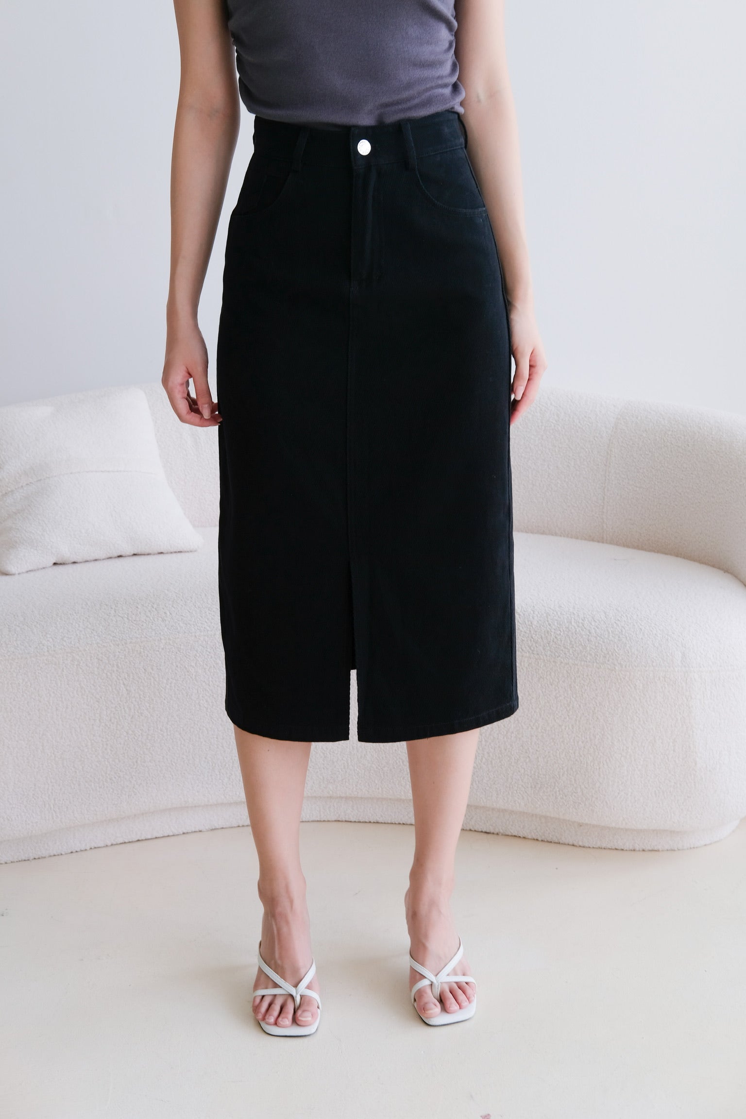 Rhea Belt Column Midi Skirt (Black)