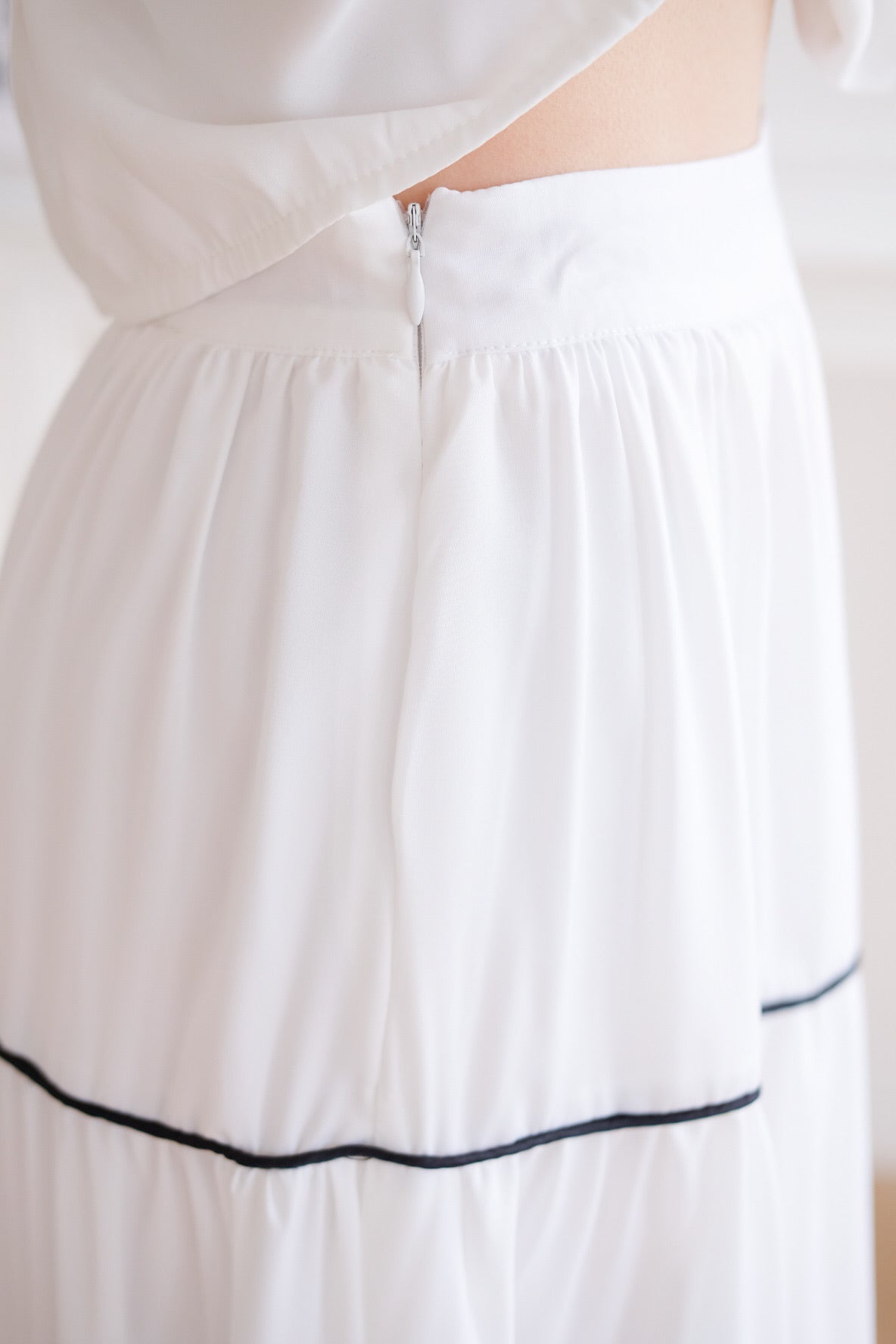 Alva Vintage Contrast A Line Skirt (White)