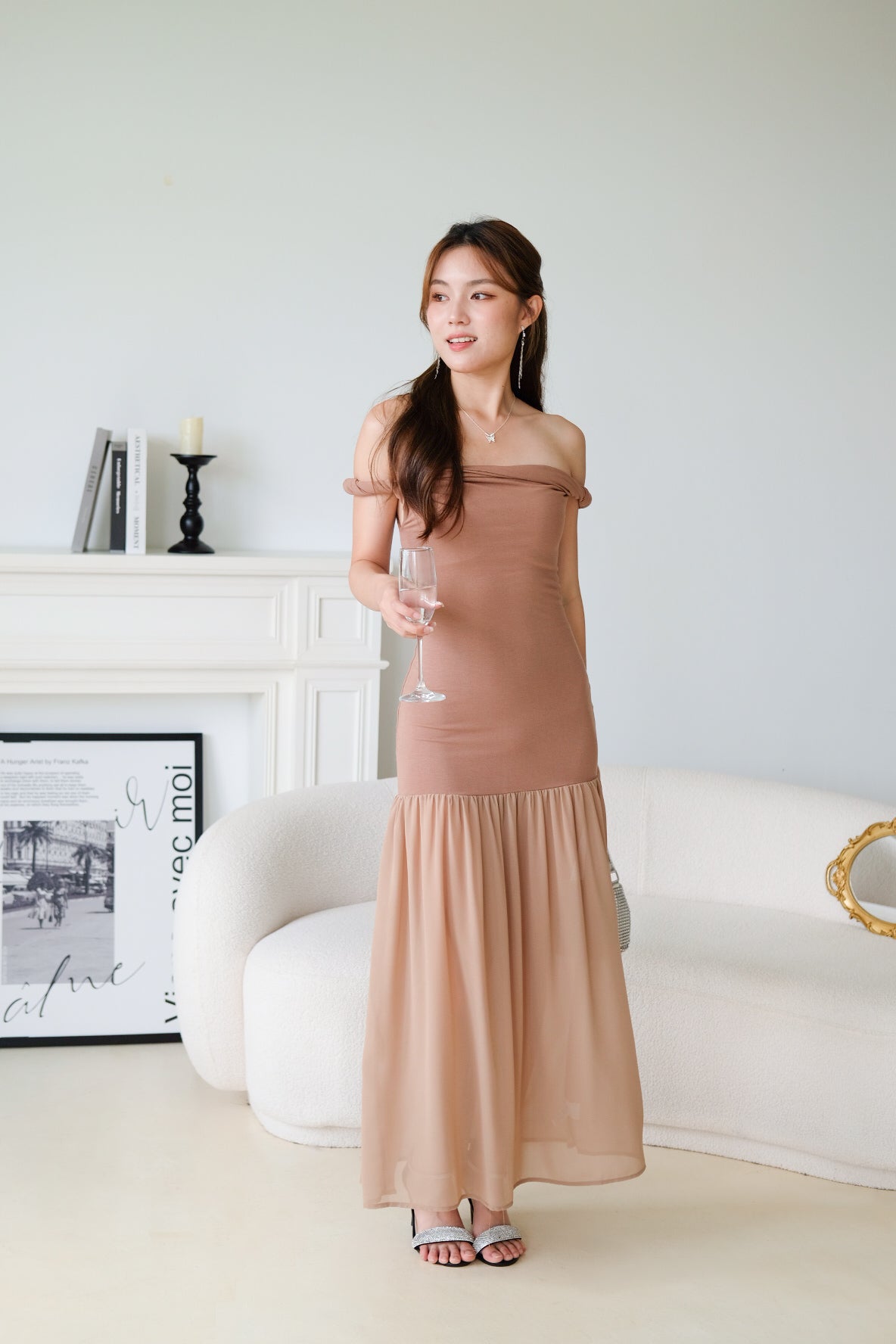 Kim Twist Off Shoulder Bodycon Maxi Dress (Mocha)