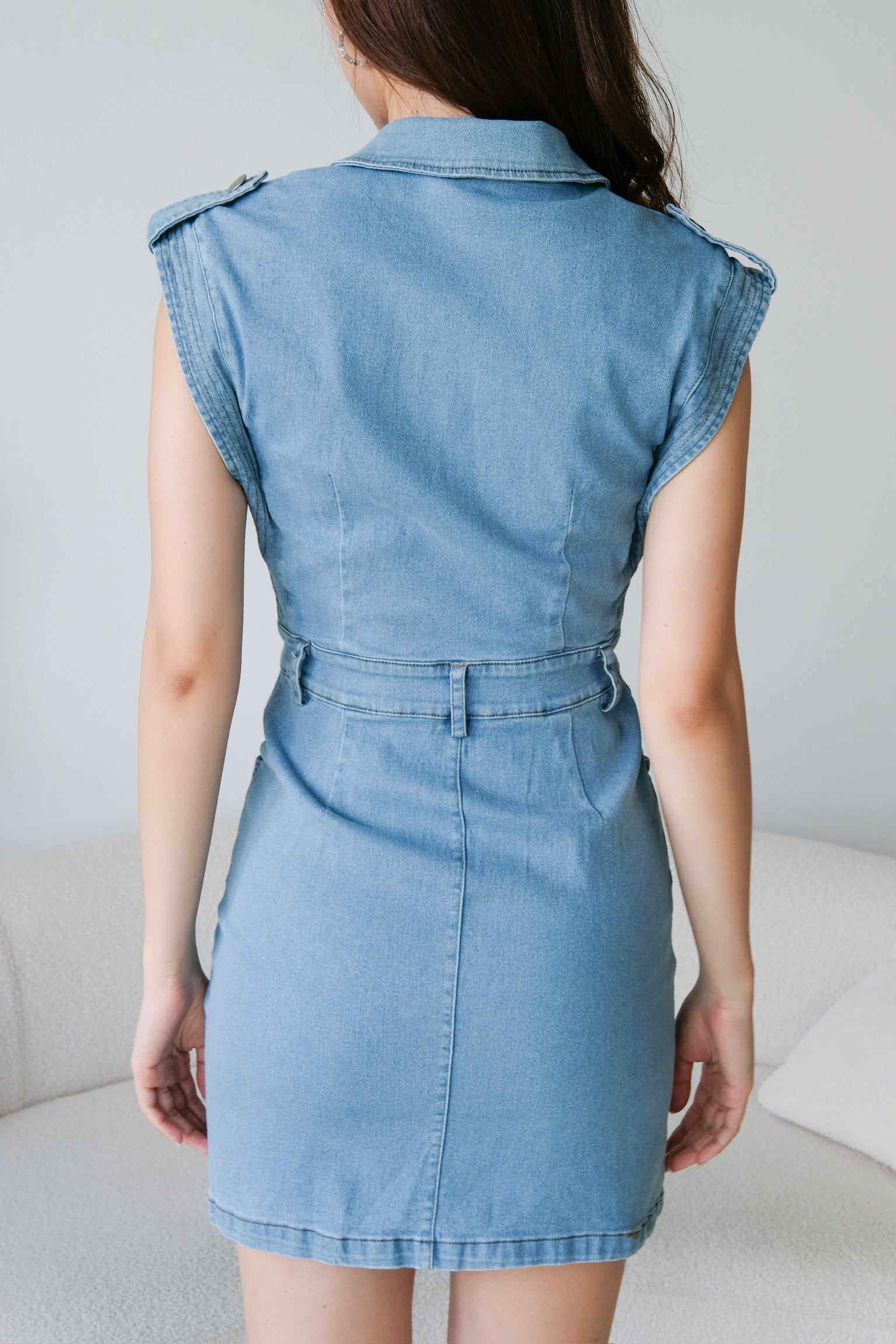 Colette Collared Denim Dress (Light Blue)