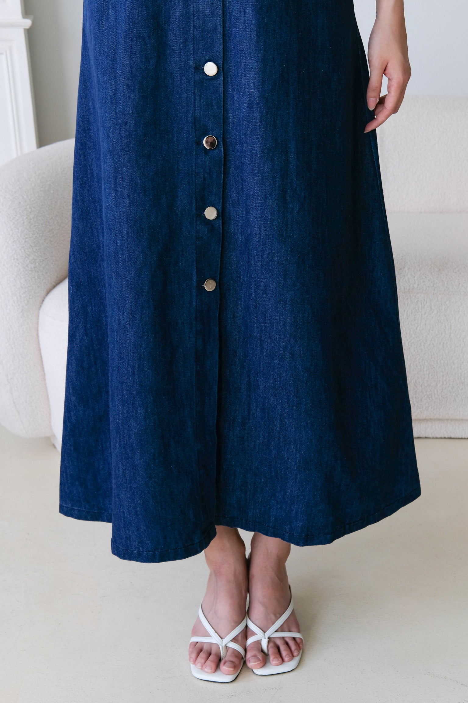 Ean Button Down Denim Maxi Dress (Dark Blue)