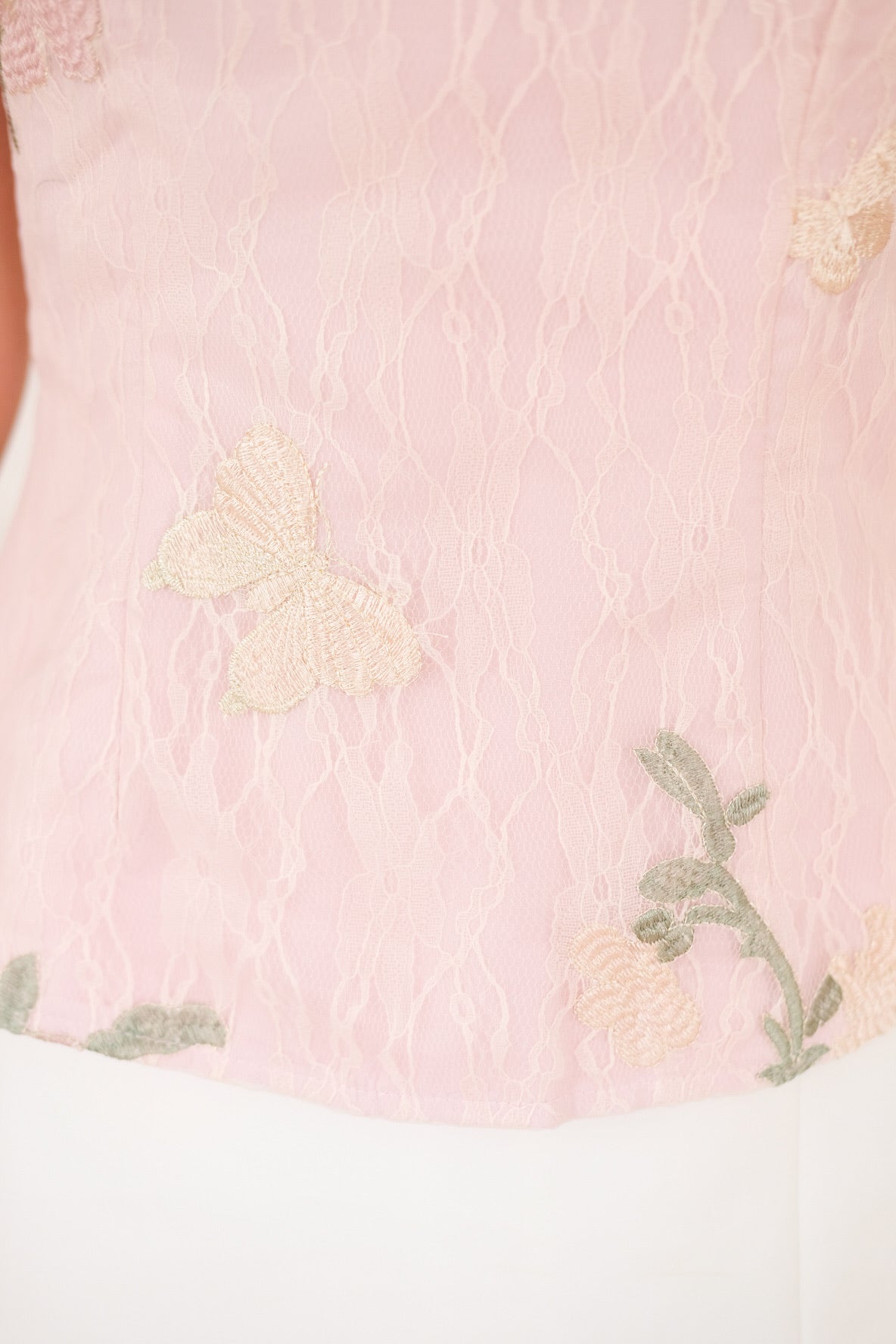 檀宁 Tan Ning Floral Lace Halter Top (Light Pink)