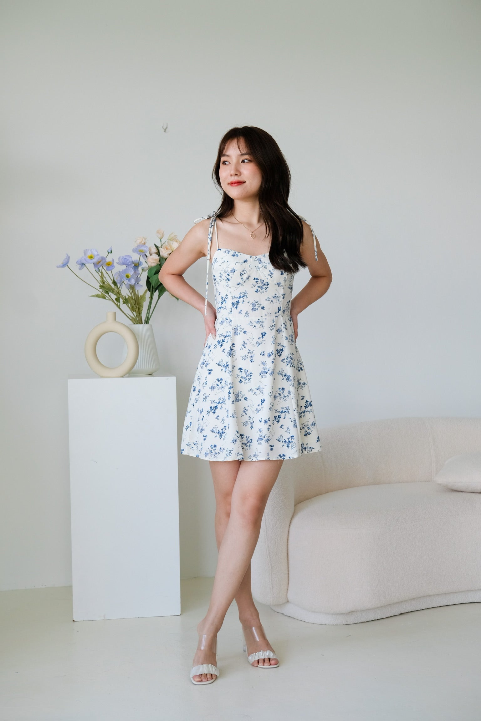 Melanie Floral Dress (Blue White)