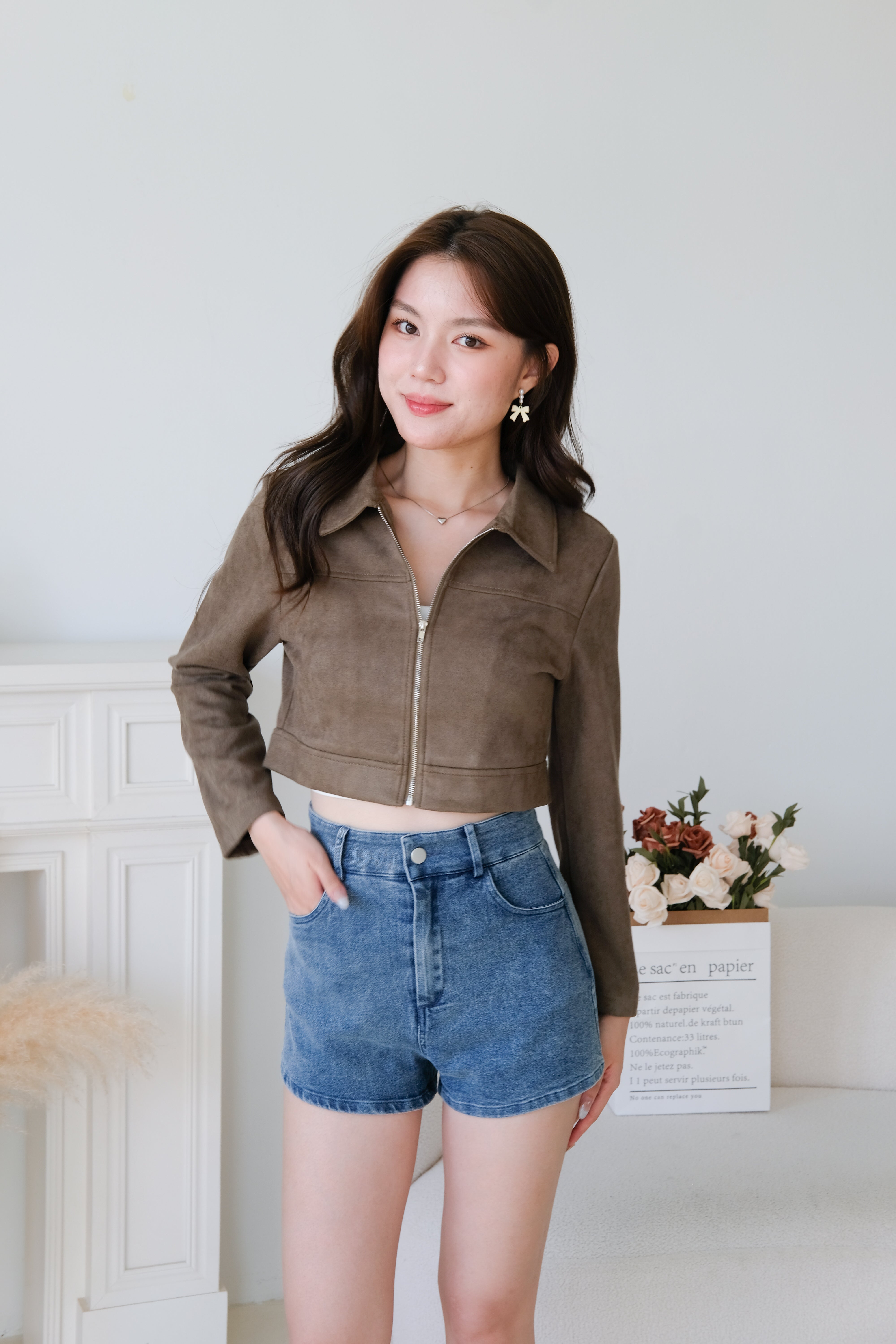 Megan Short Velvet Fall Cropped Outerwear (Olive)