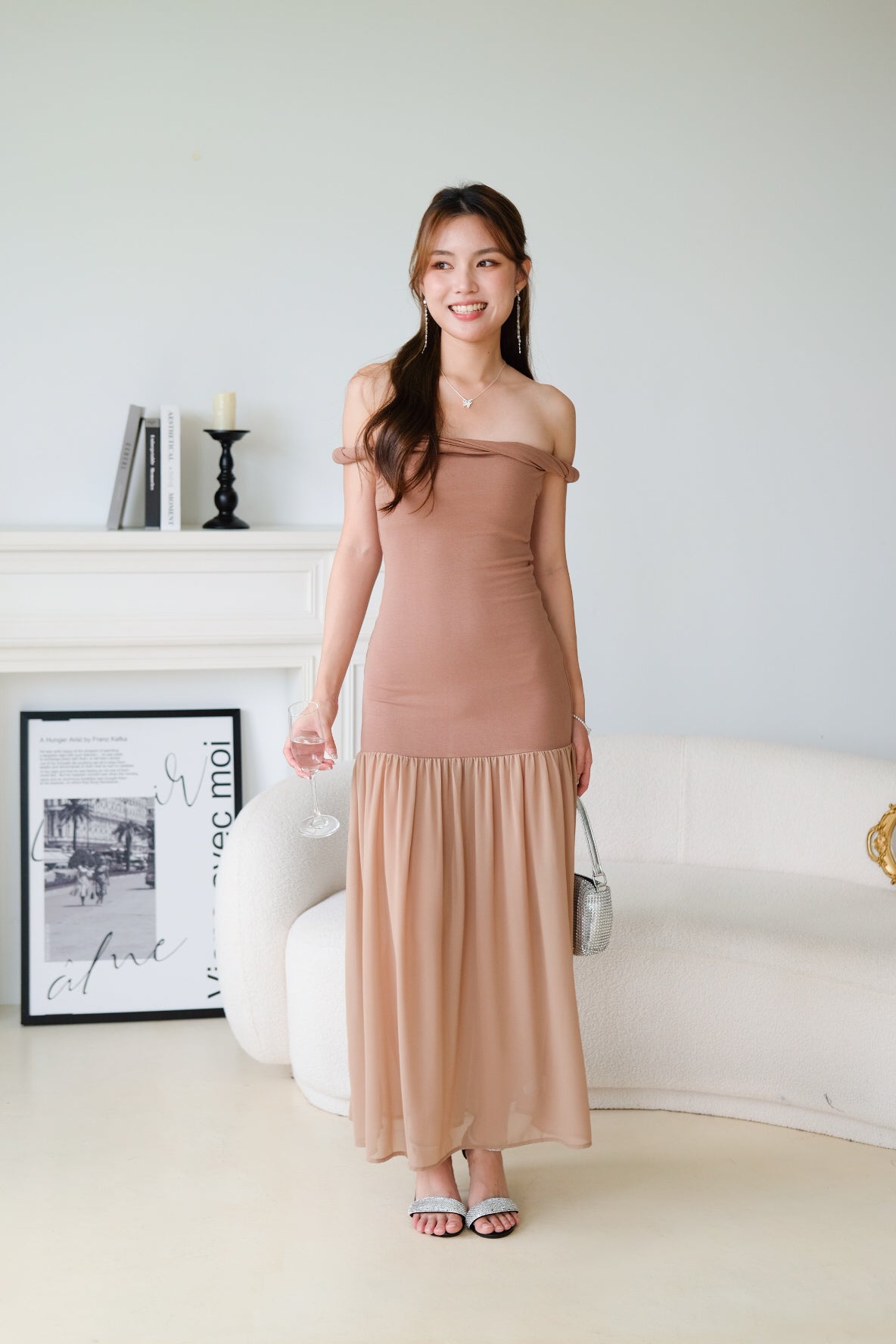 Kim Twist Off Shoulder Bodycon Maxi Dress (Mocha)