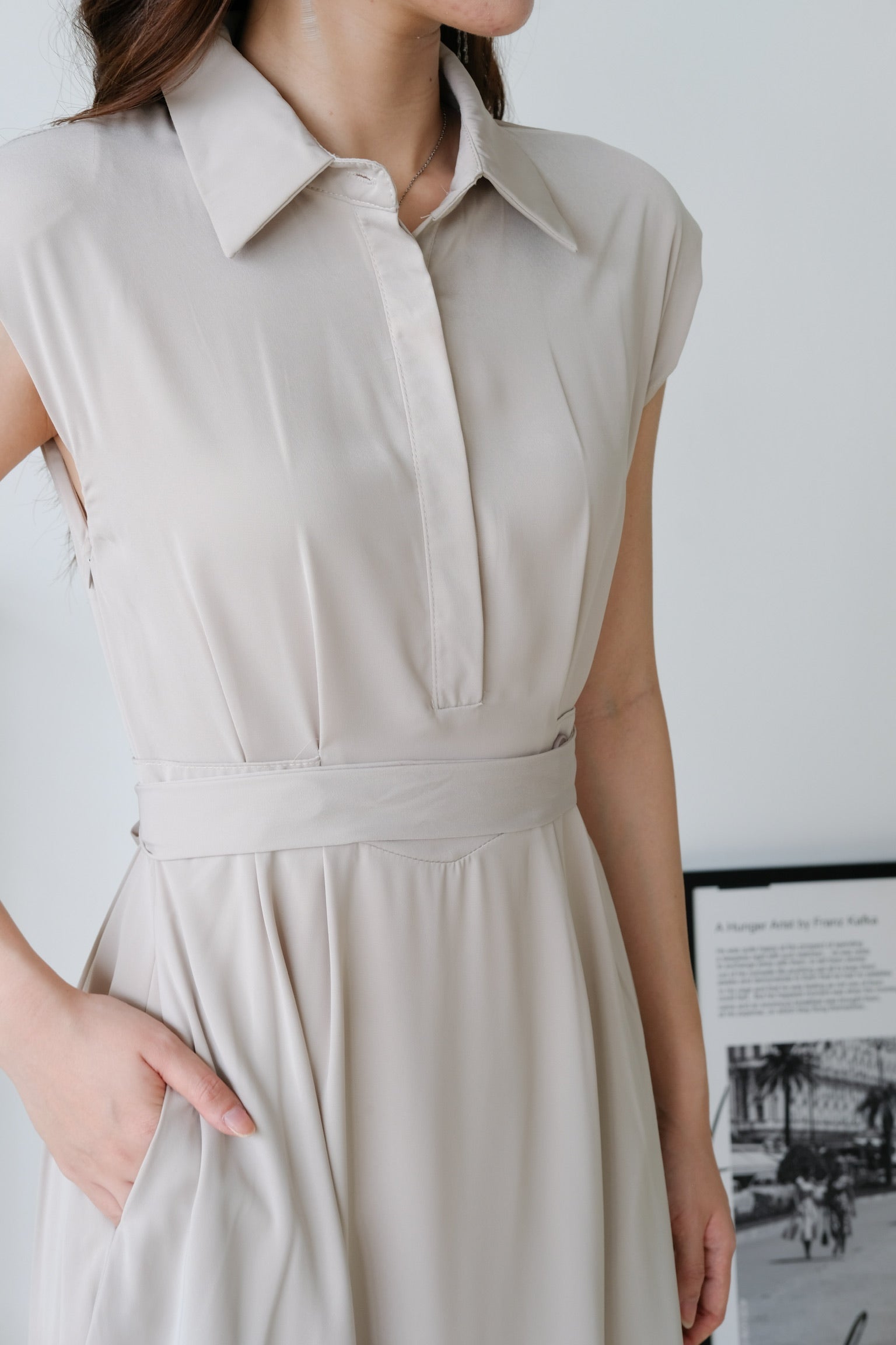 Reina Collared Midaxi Dress (Khaki)