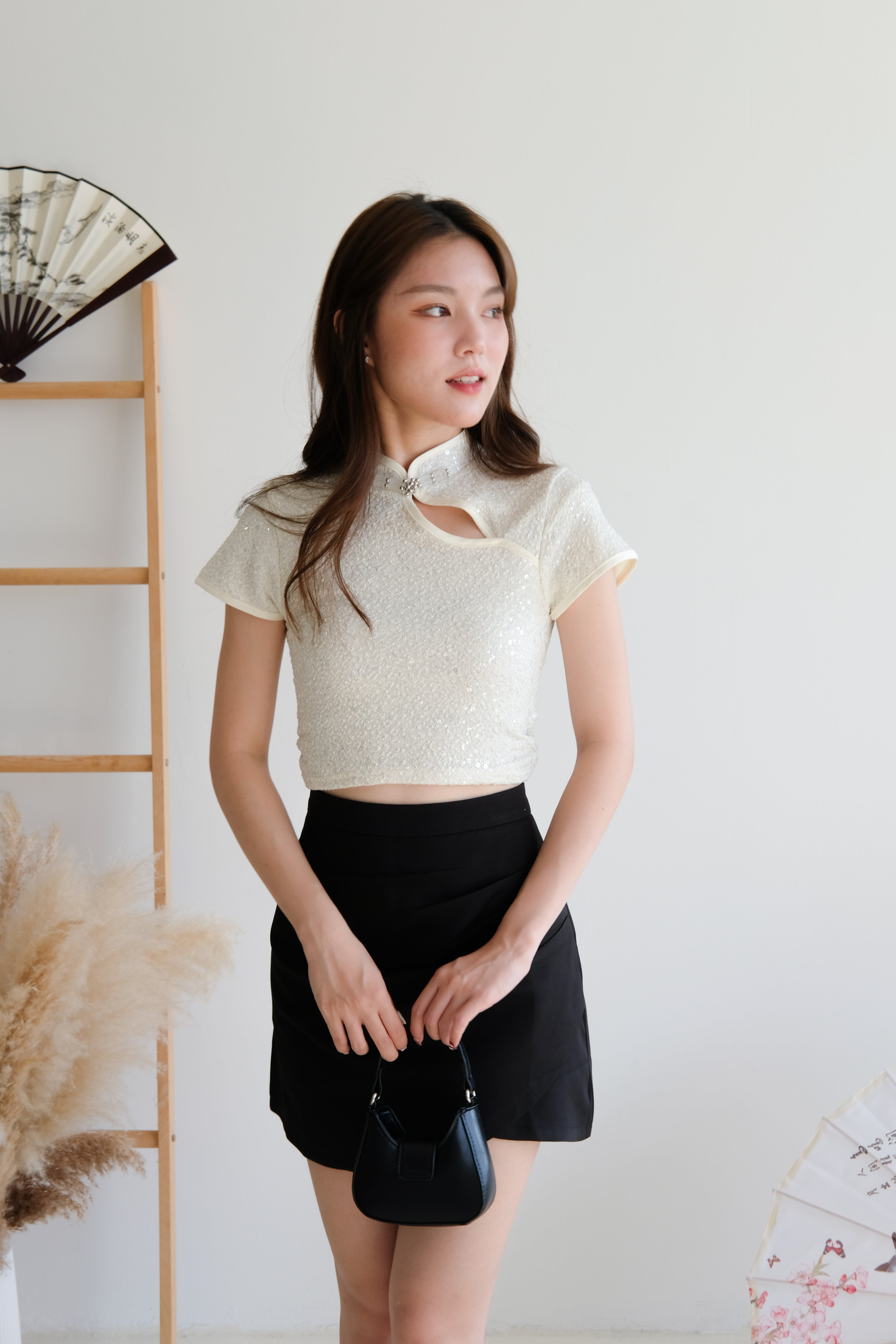 Glimmery Elastic Sequin Top (Cream)