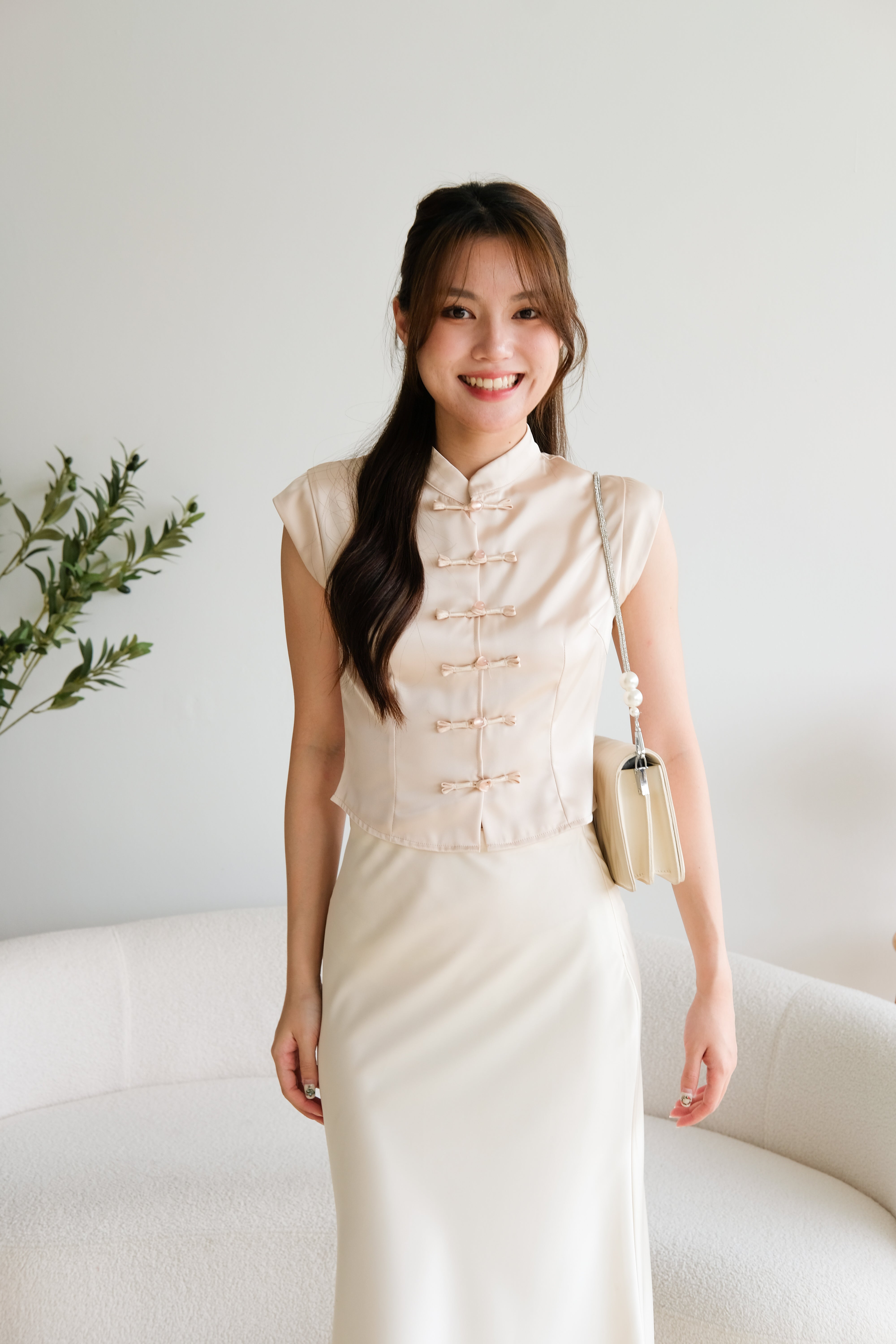 Ren Mandarin Button Cheongsam Top (Beige)