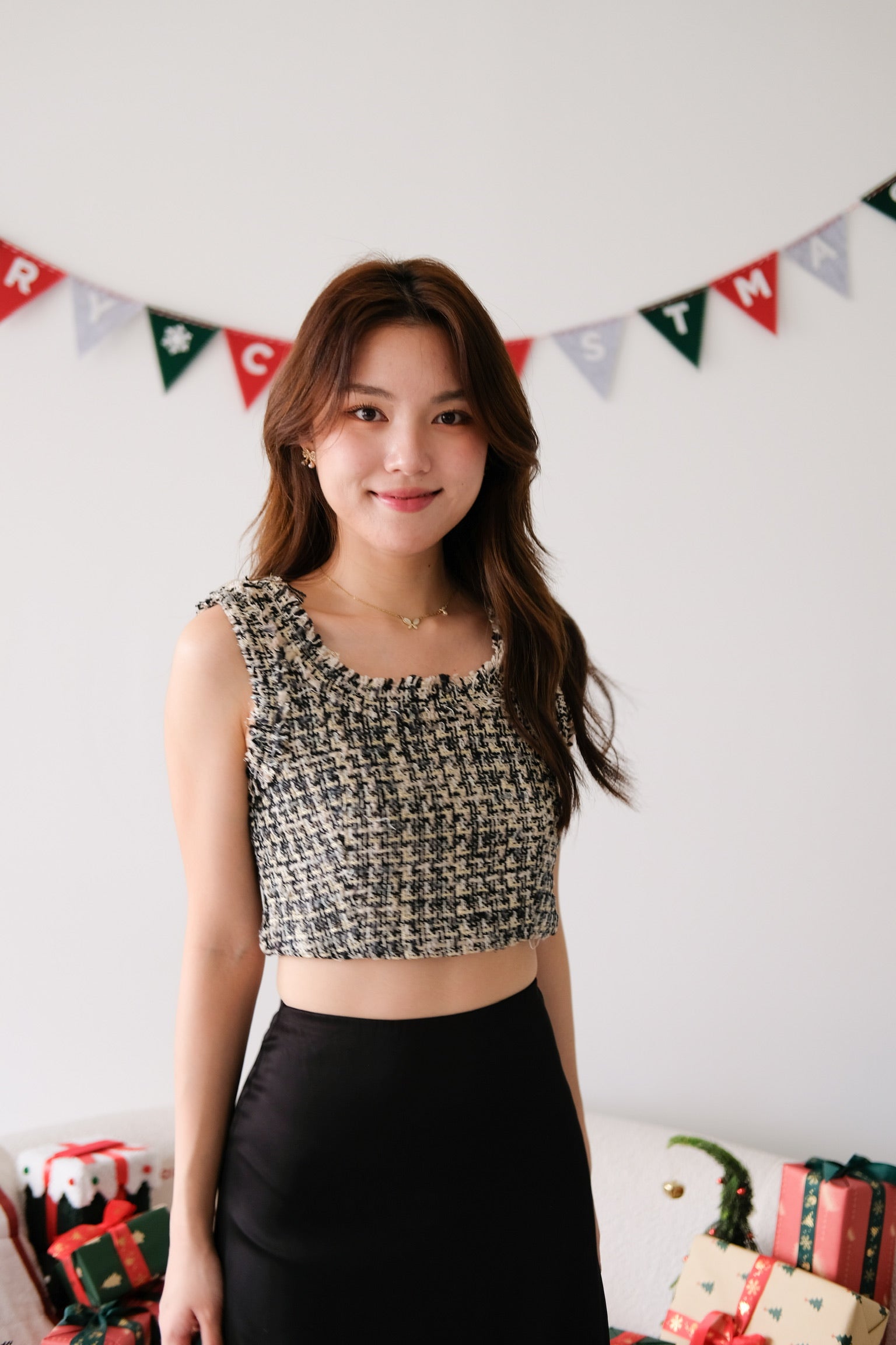 Mirea Frills Tweed Crop Top (Black)