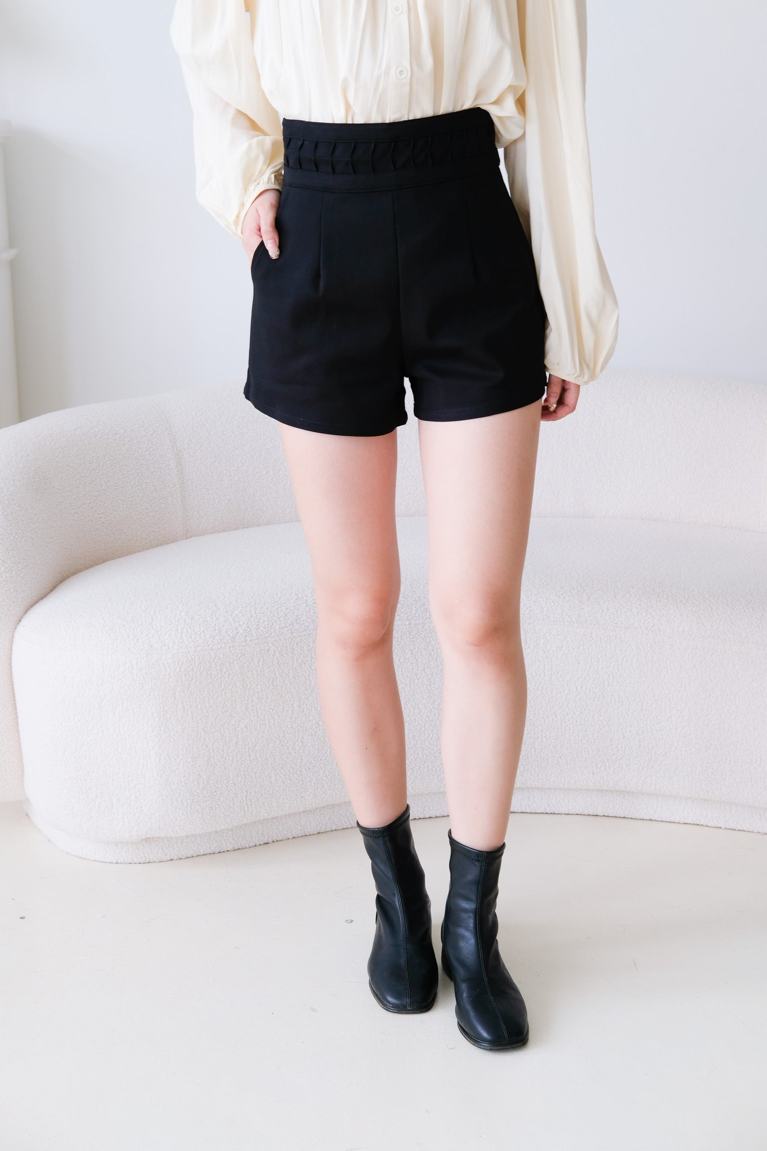 Ruth High Waist Shorts (Black)