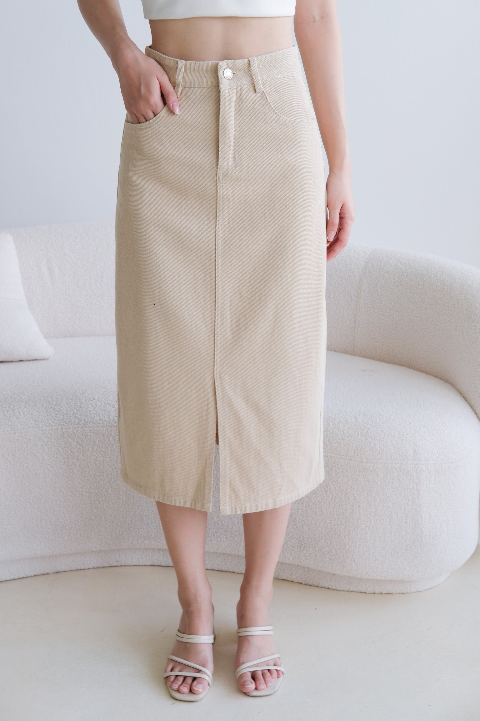 Rhea Belt Column Midi Skirt (Beige)