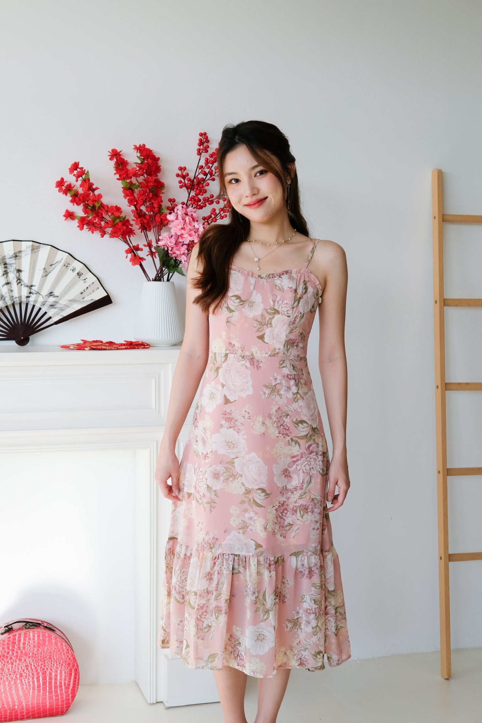 Valencia Floral Midi Dress (Light Pink)