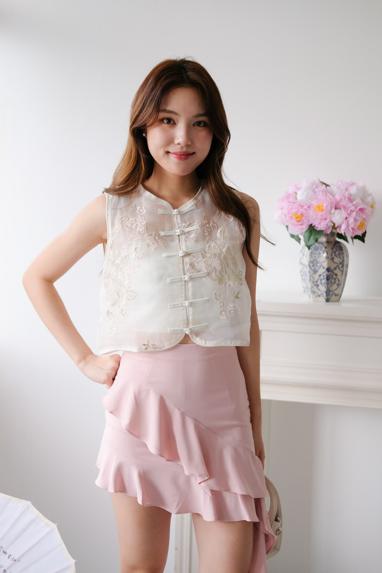Yun He Sheer Organza Vest (Cream Pink)