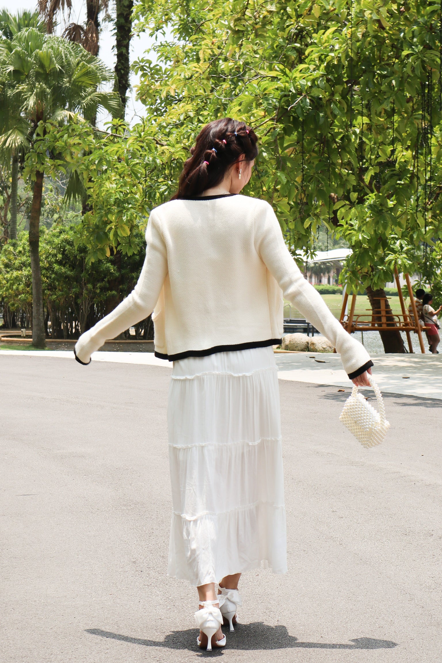 Alison Old Money Contrast Cardigan (Cream)