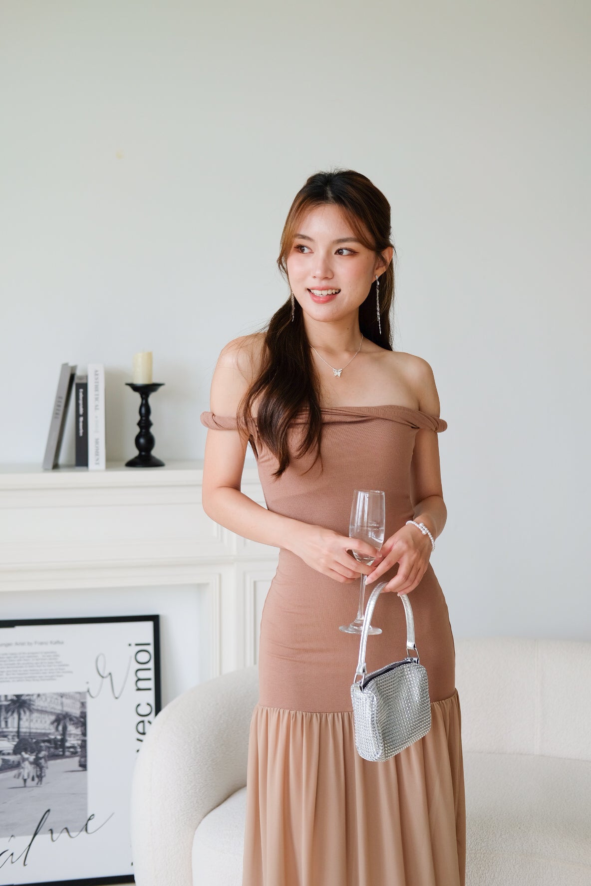 Kim Twist Off Shoulder Bodycon Maxi Dress (Mocha)
