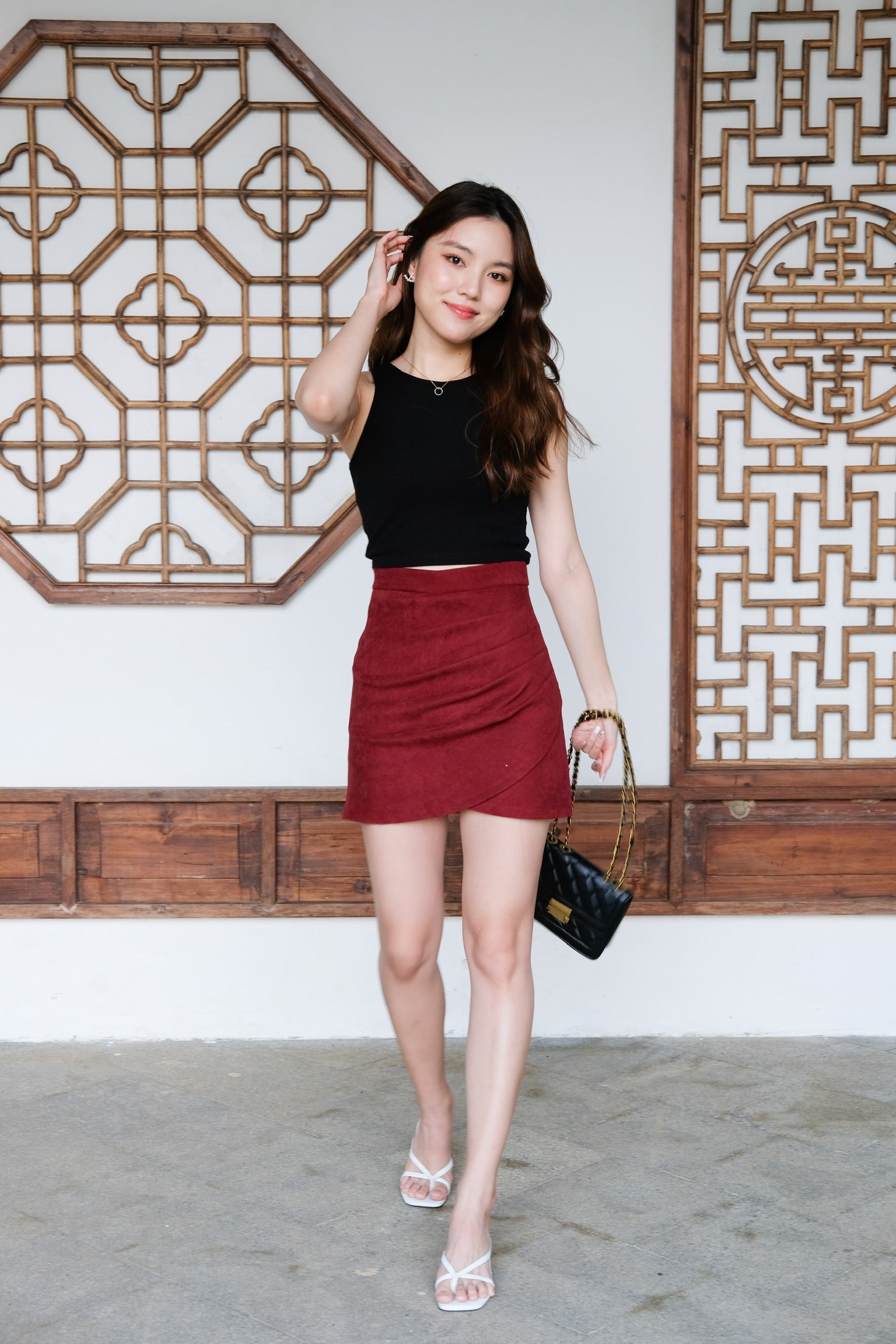 June Basic Halter Crop (Black)