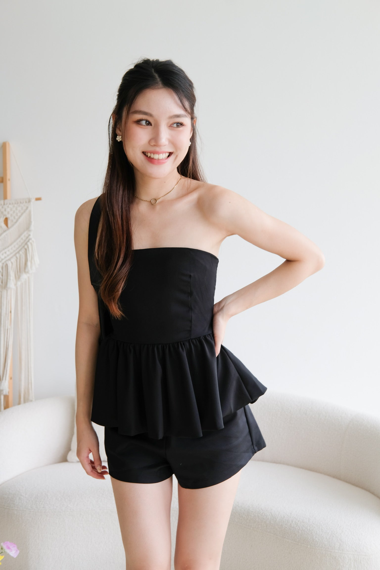 Liz Tube Peplum Top (Black)