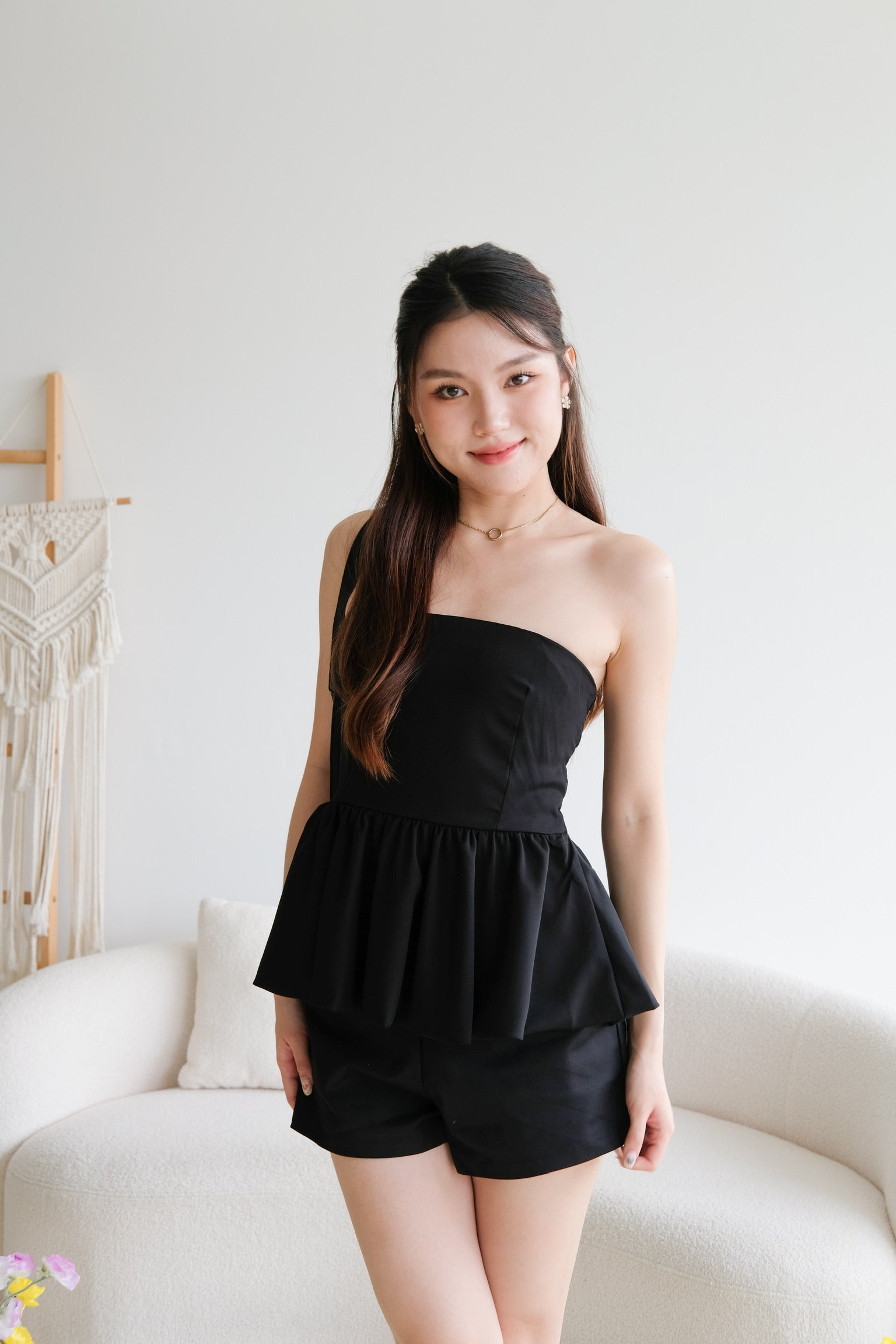 Liz Tube Peplum Top (Black)