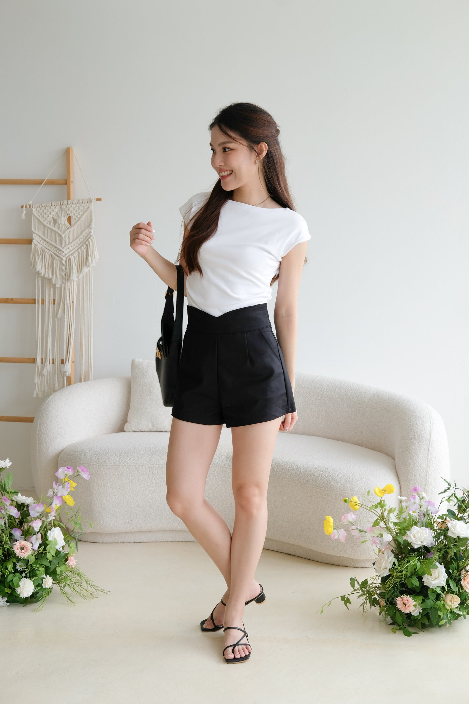 Nova Sweetheart High Waist Shorts (Black)