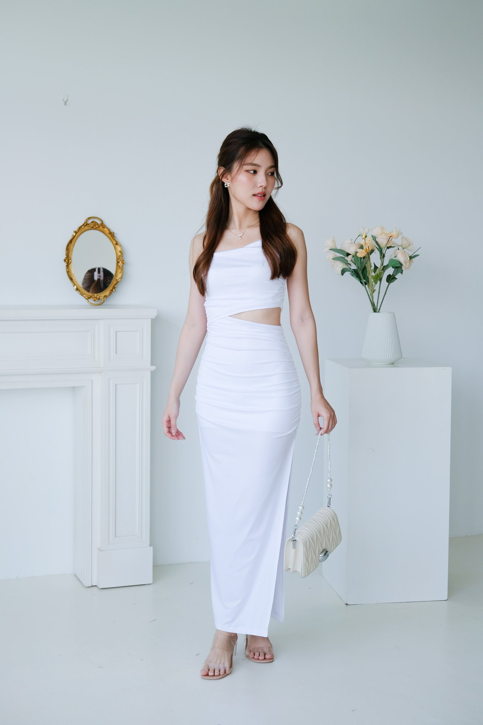 Mystery Cut In Maxi Dress (White)