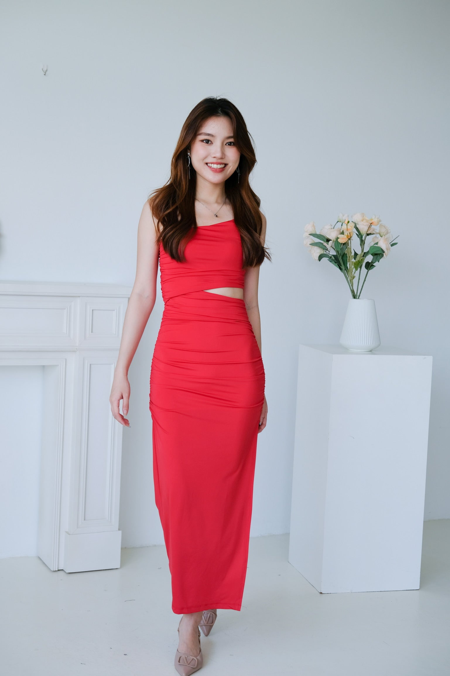 Mystery Cut In Maxi Dress (Crimson Red)