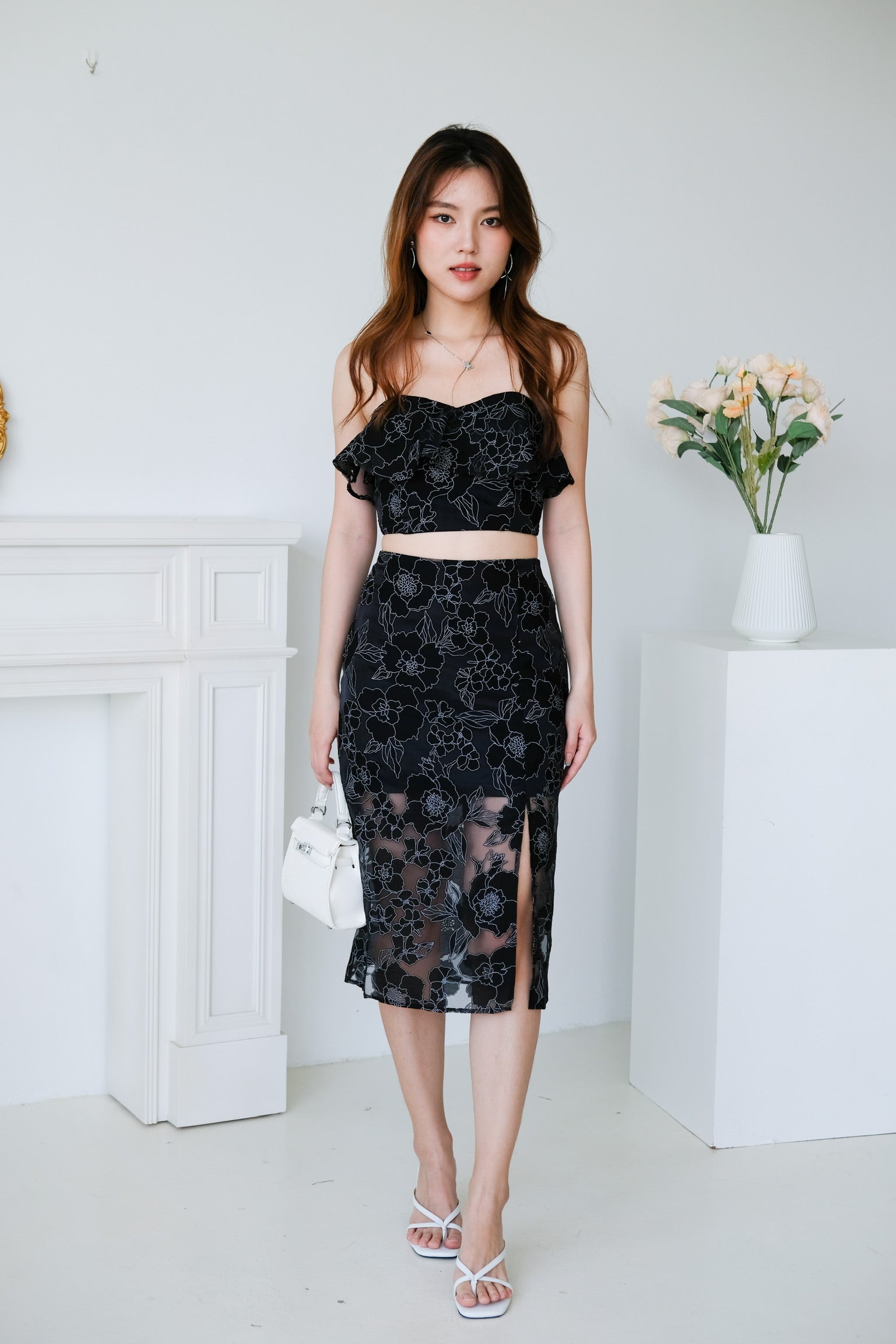 Celine Floral Dinner Set (Black)