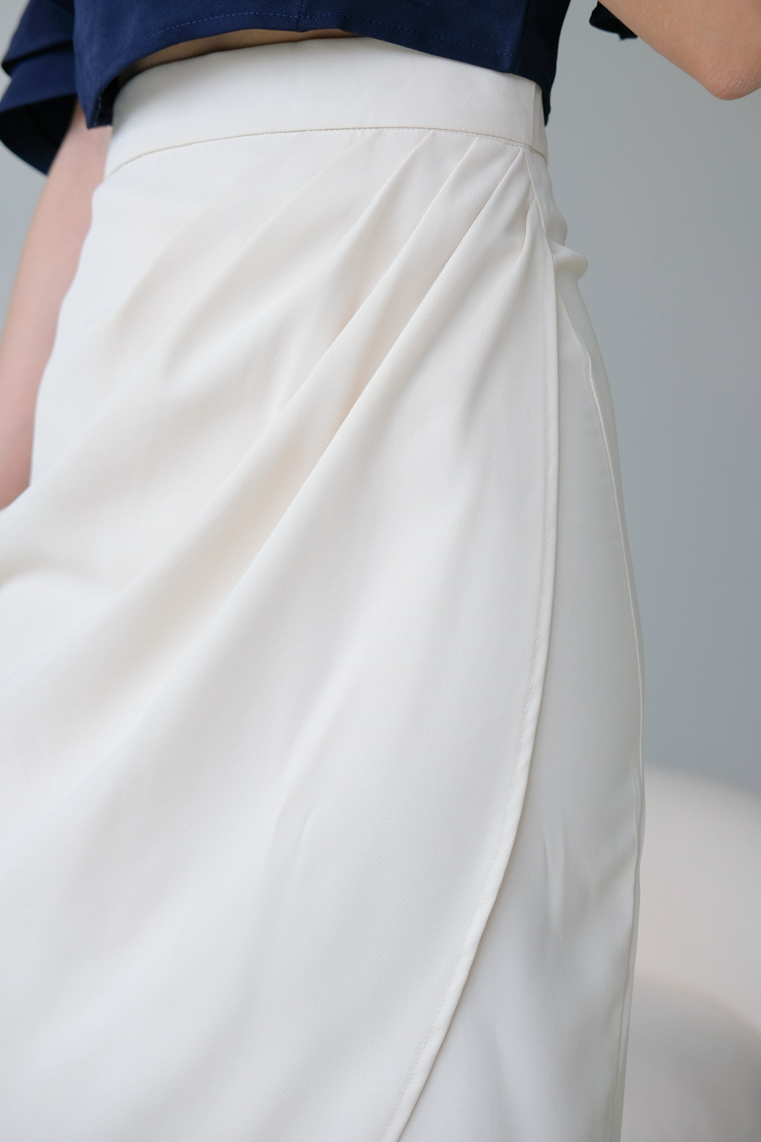 Vivienne Wrap Midi Skirt (Cream)