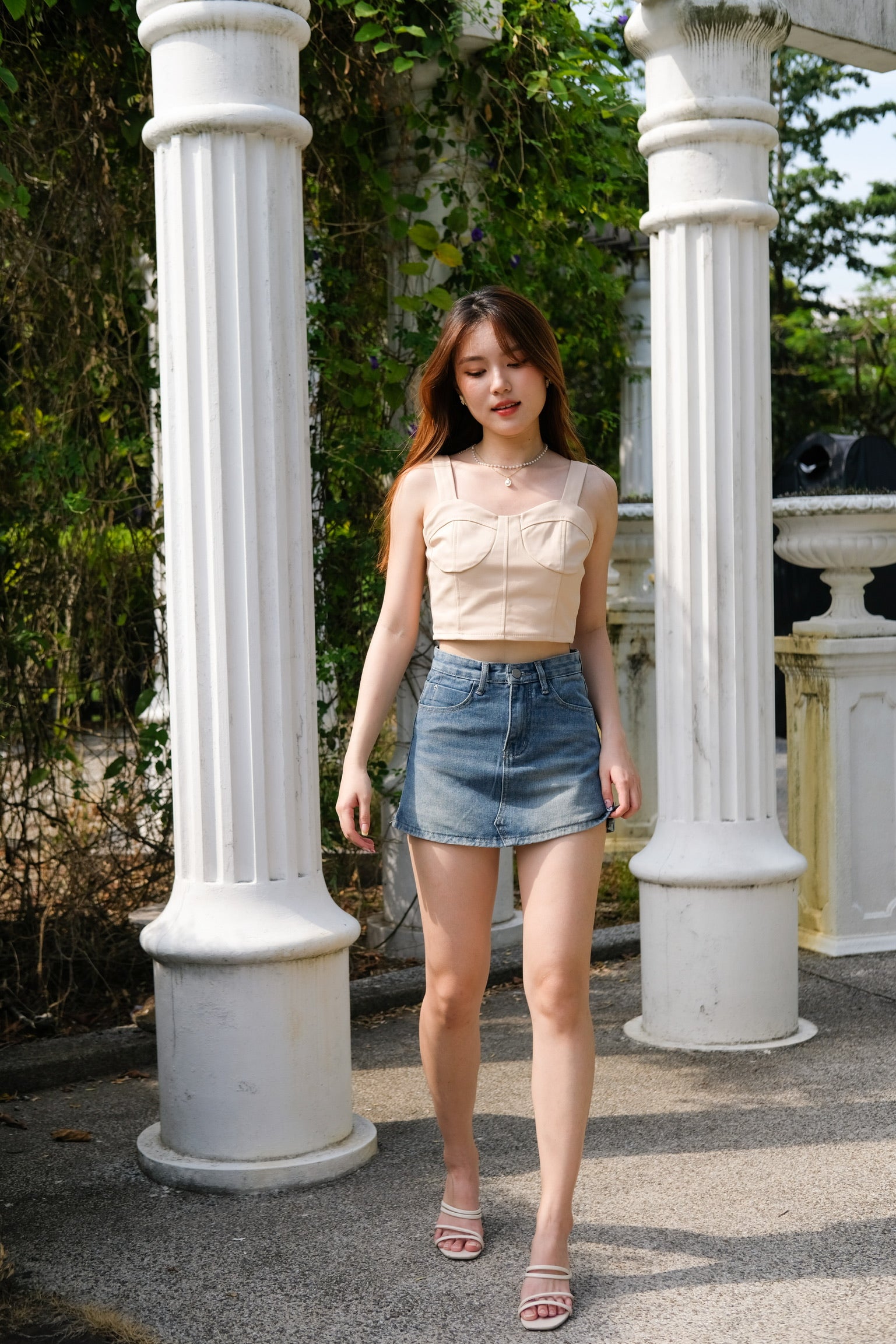 Christy Sweetheart Crop (Latte)