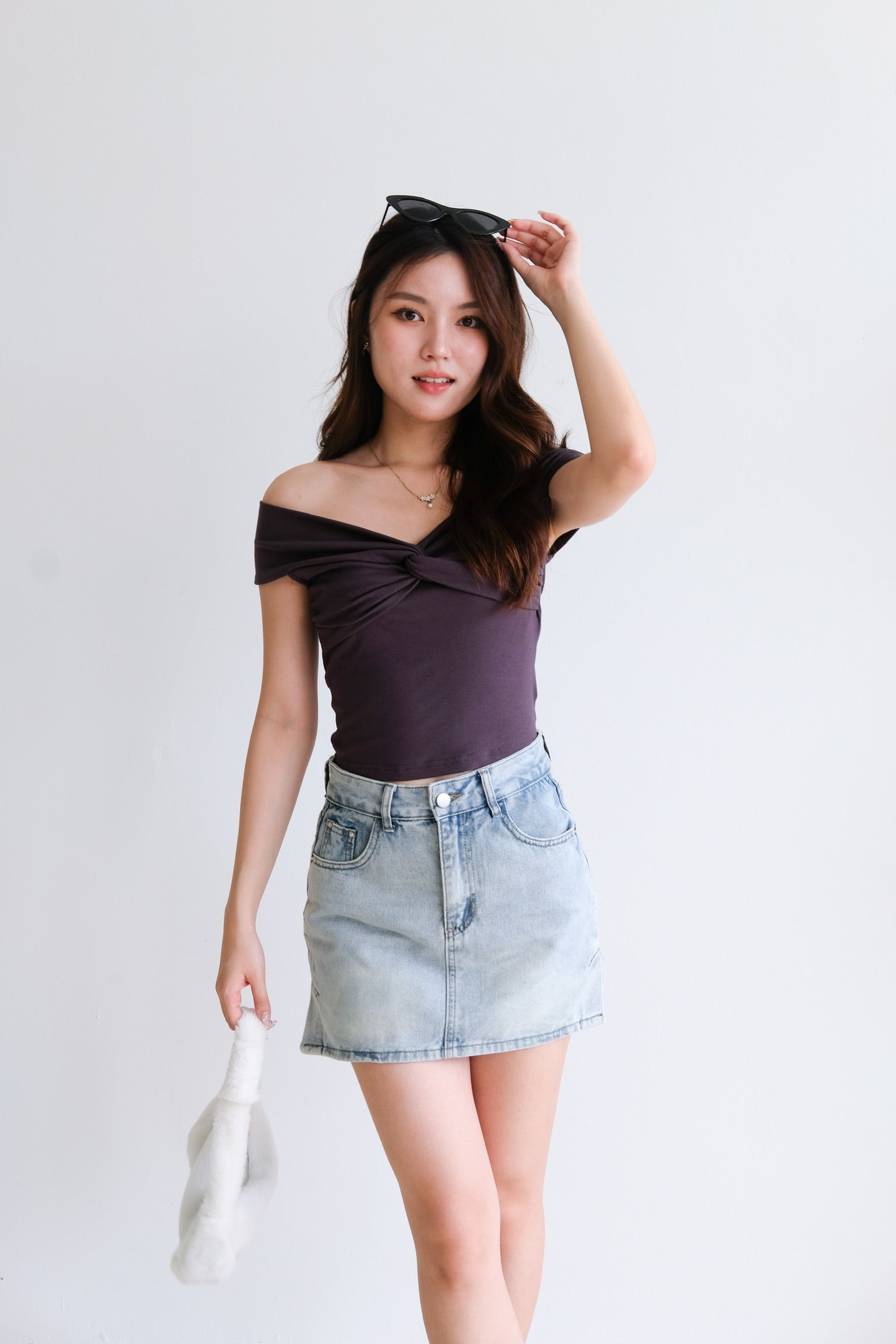 Angela Twist Knot Off Shoulder Crop (Dark Grey)