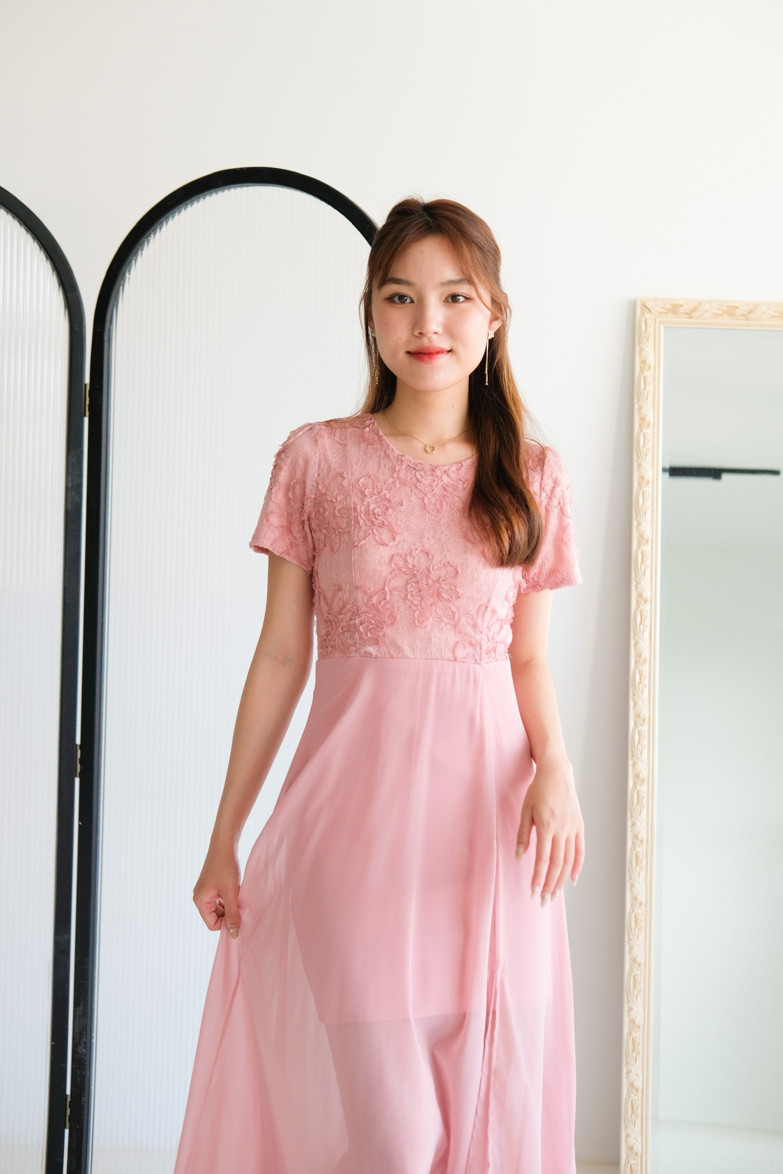 Soraya Lace Chiffon Slit Maxi Dress (Pink)