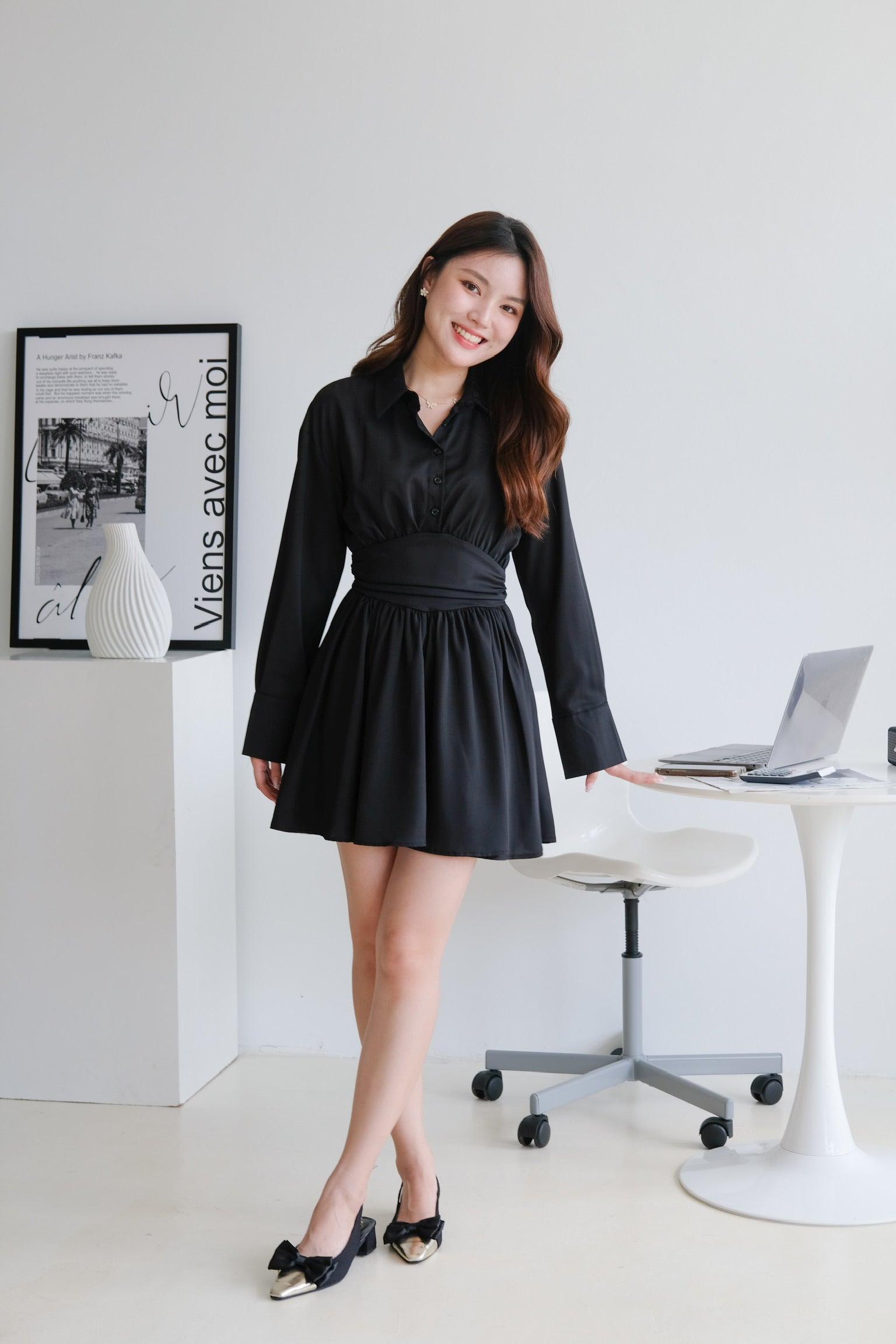 Mavis Collared Long Sleeve Dress (Black)