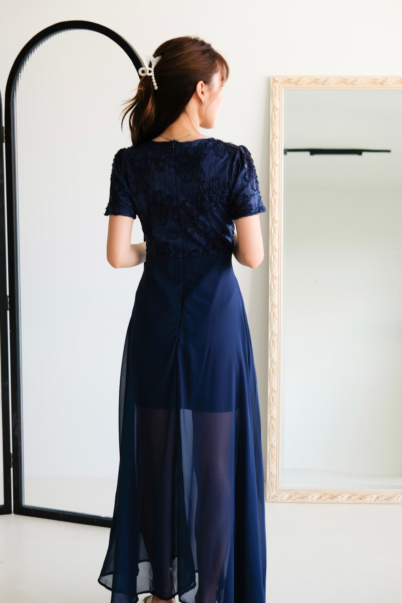 Soraya Lace Chiffon Slit Maxi Dress (Navy Blue)