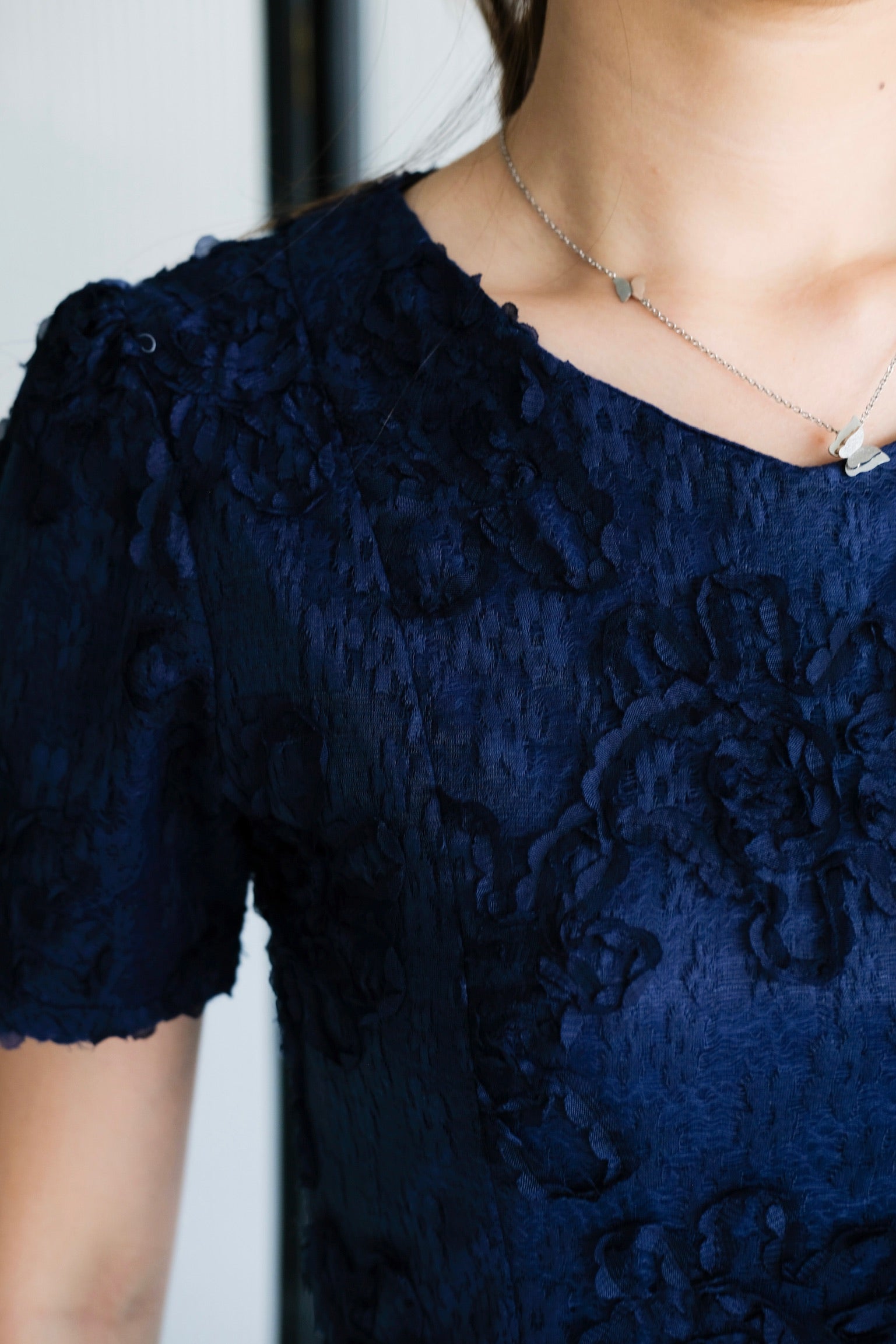 Soraya Lace Chiffon Slit Maxi Dress (Navy Blue)