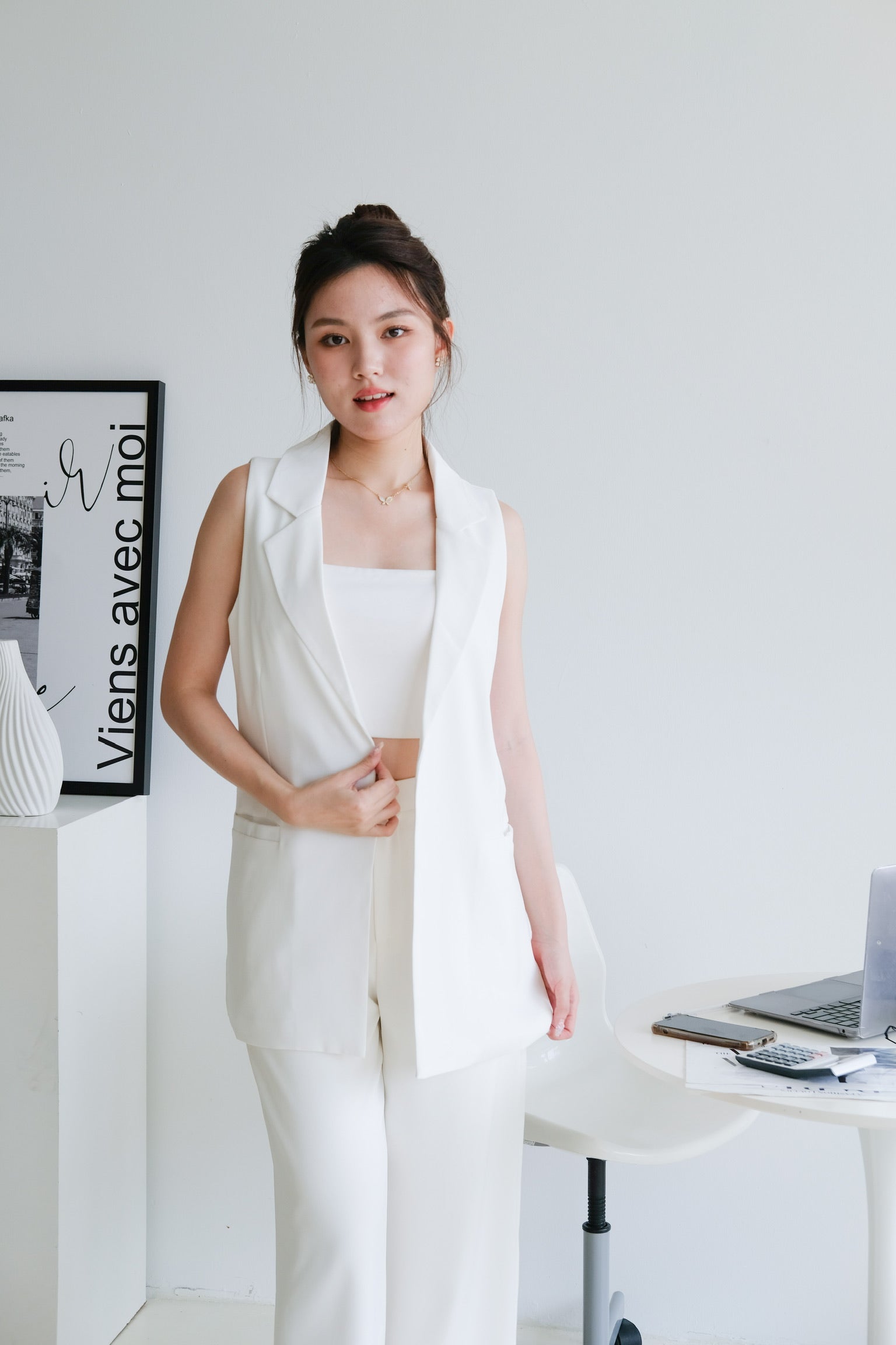 Eliza Blazer Long Vest (White)