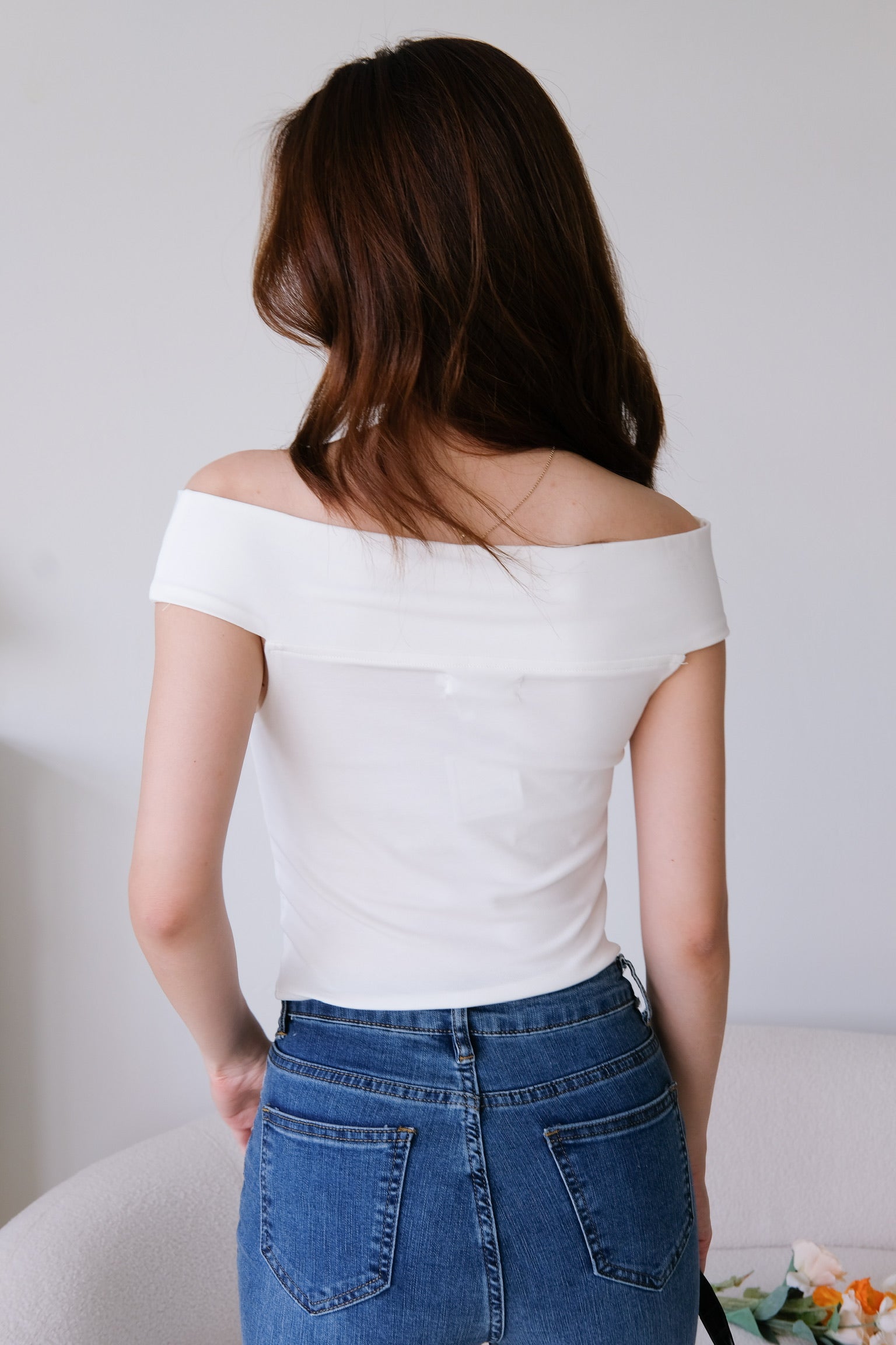 Ernie Rose Off Shoulder Crop (White)